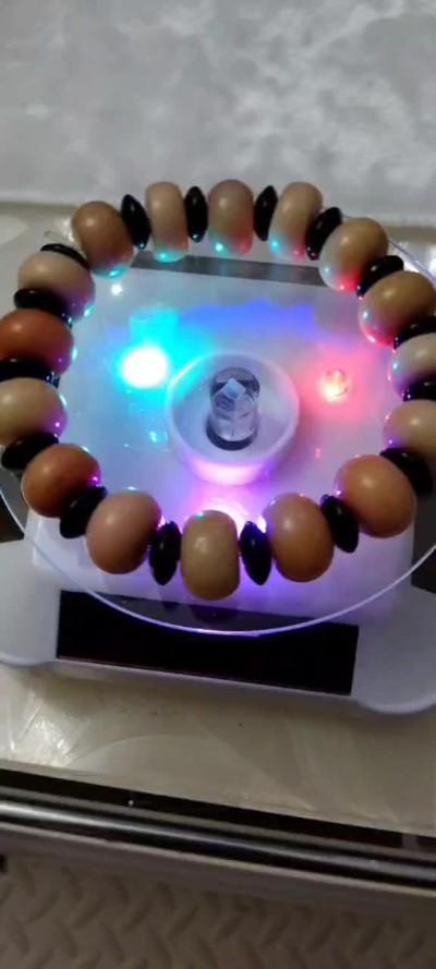 金丝玉石手串桶珠佛珠