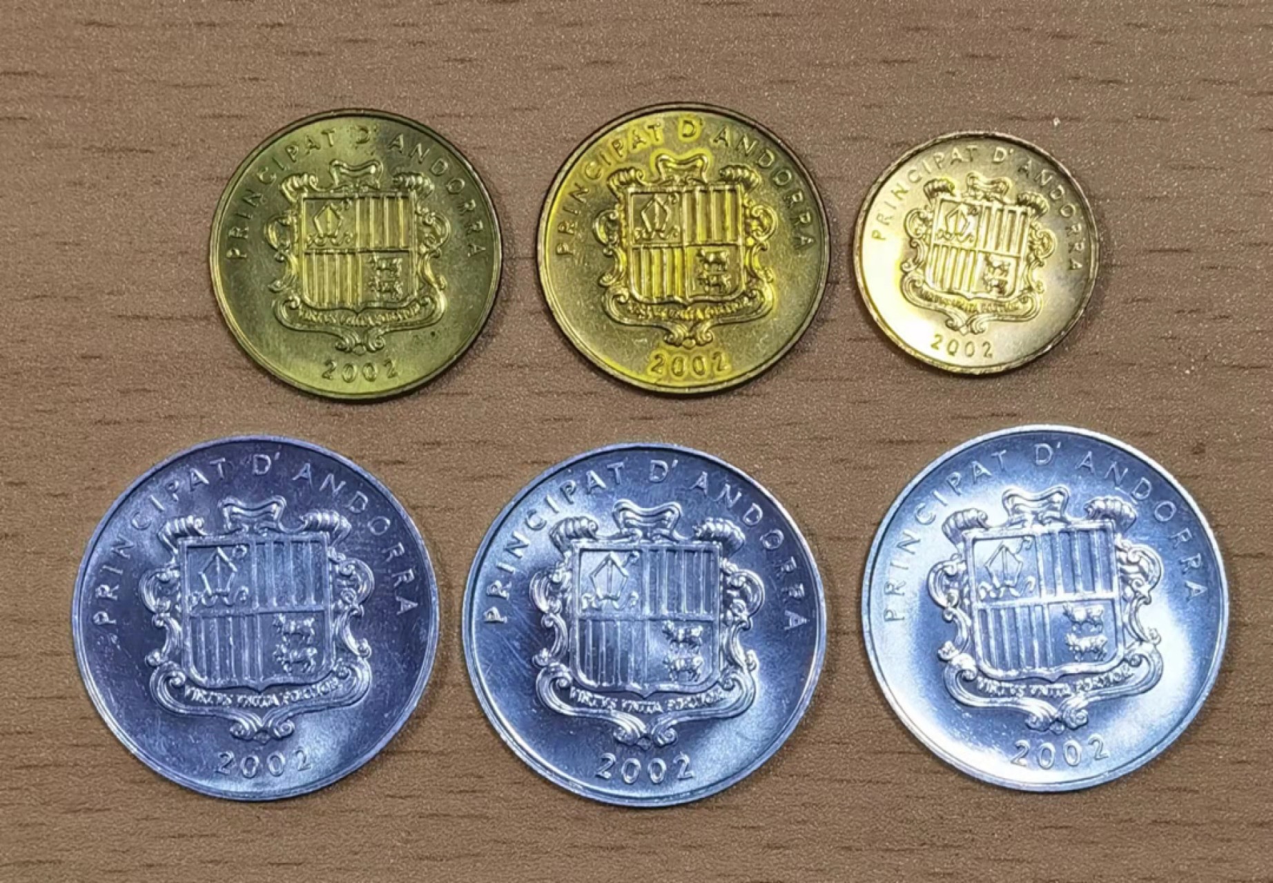 北京马甸外币专卖微拍第七十一期，非贵金属外国纪念币，流通币专场，陆续上新欢迎光临 2002年版安道尔流通纪念币