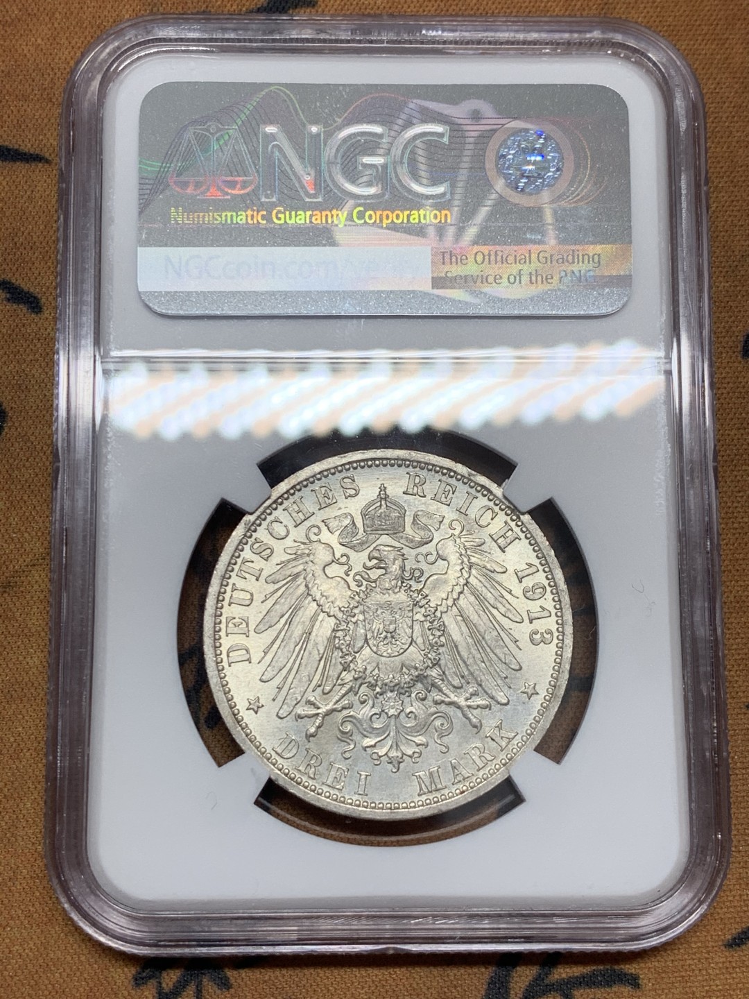 《竞宝斋》第39，40场-本周日，周一2场连拍（全场顺丰包邮） NGC-MS63 德国普鲁士 1913年 军转版 3马克 银币 车轮光好品