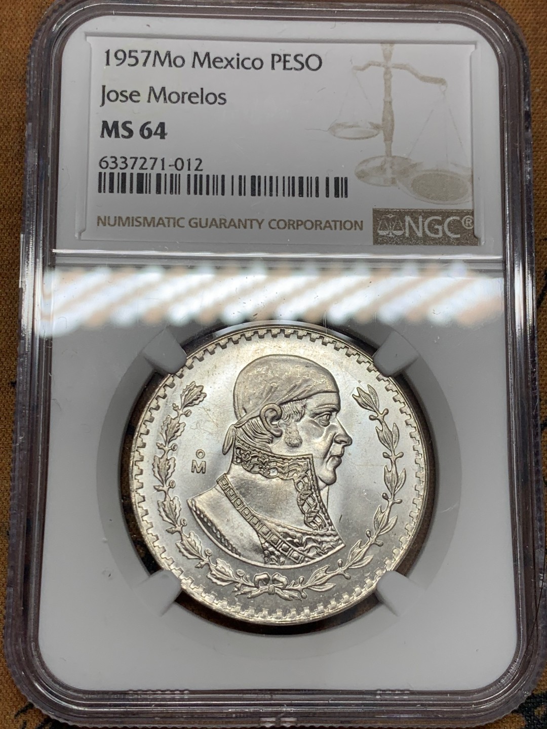 《竞宝斋》第39，40场-本周日，周一2场连拍（全场顺丰包邮） NGC-MS64 墨西哥 1957年 1比索大银币 原光好品