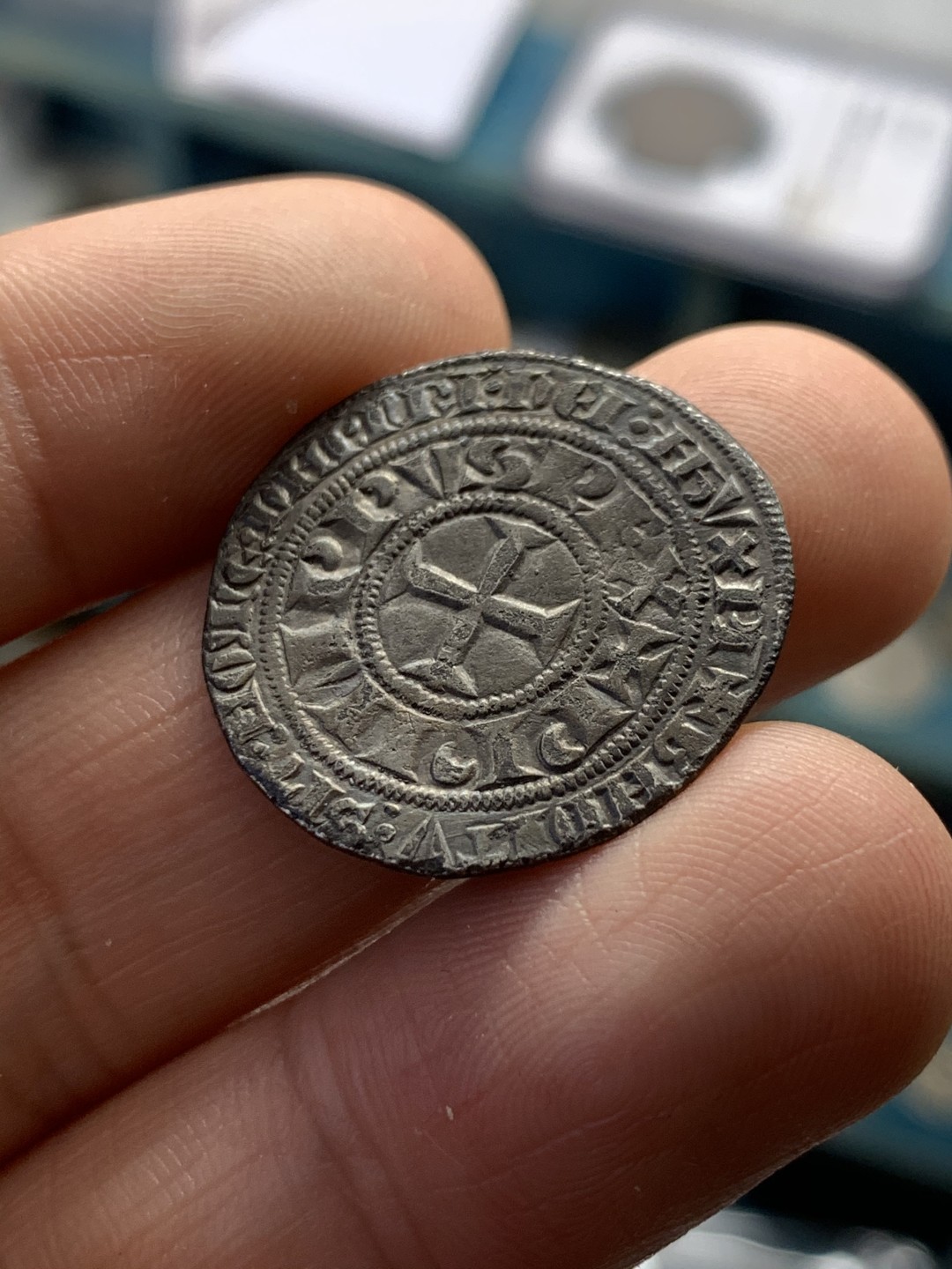 《竞宝斋》第39，40场-本周日，周一2场连拍（全场顺丰包邮） 法国 12XX中世纪 图尔格罗申 银币 完美品相 包浆醇厚 3.7克