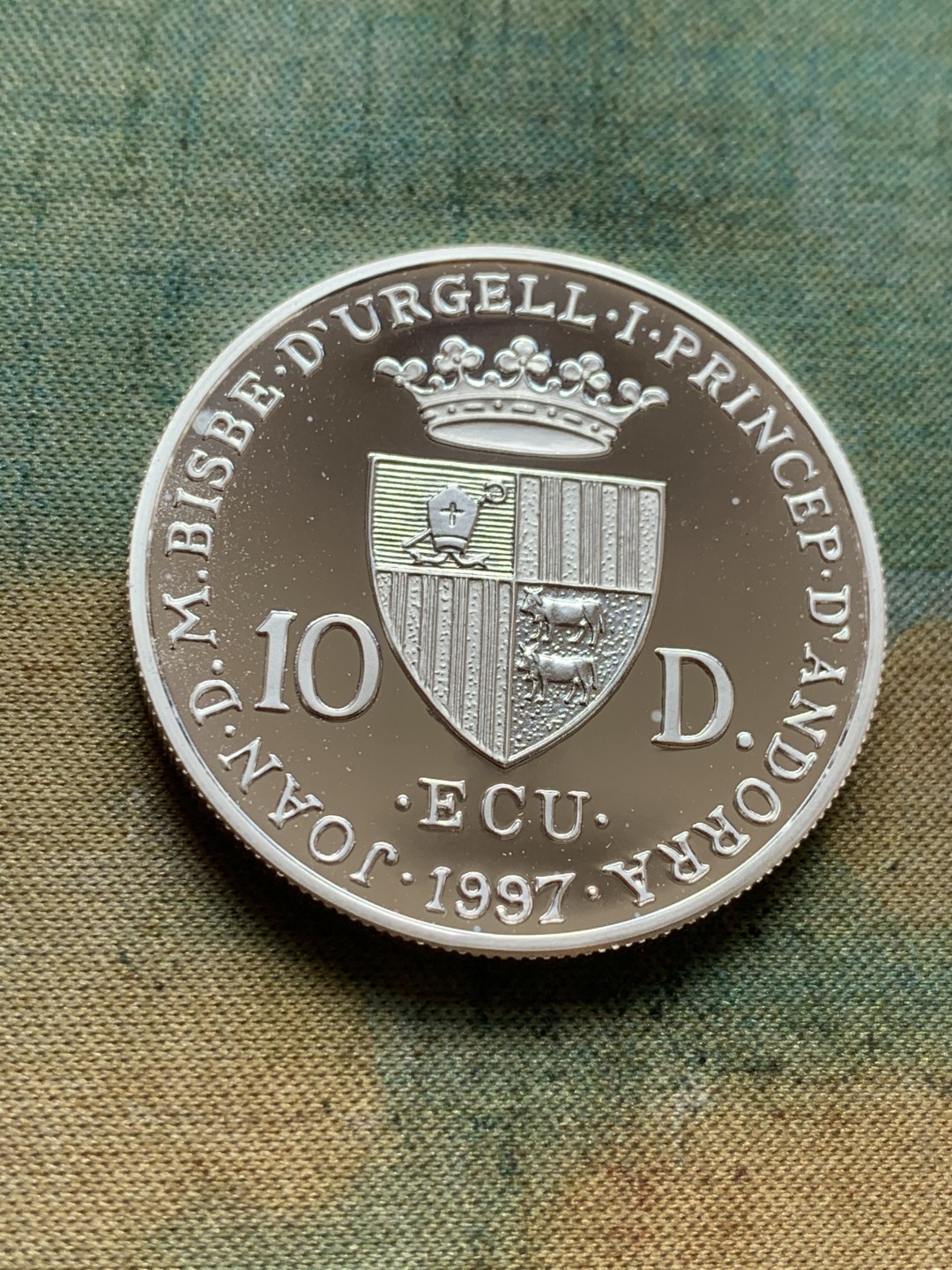 《竞宝斋》第39，40场-本周日，周一2场连拍（全场顺丰包邮） 2枚盒装 共62.94克   PROOF安道尔大银币音乐家 巴赫和维瓦尔第 1997年 10D纪念银币 一对