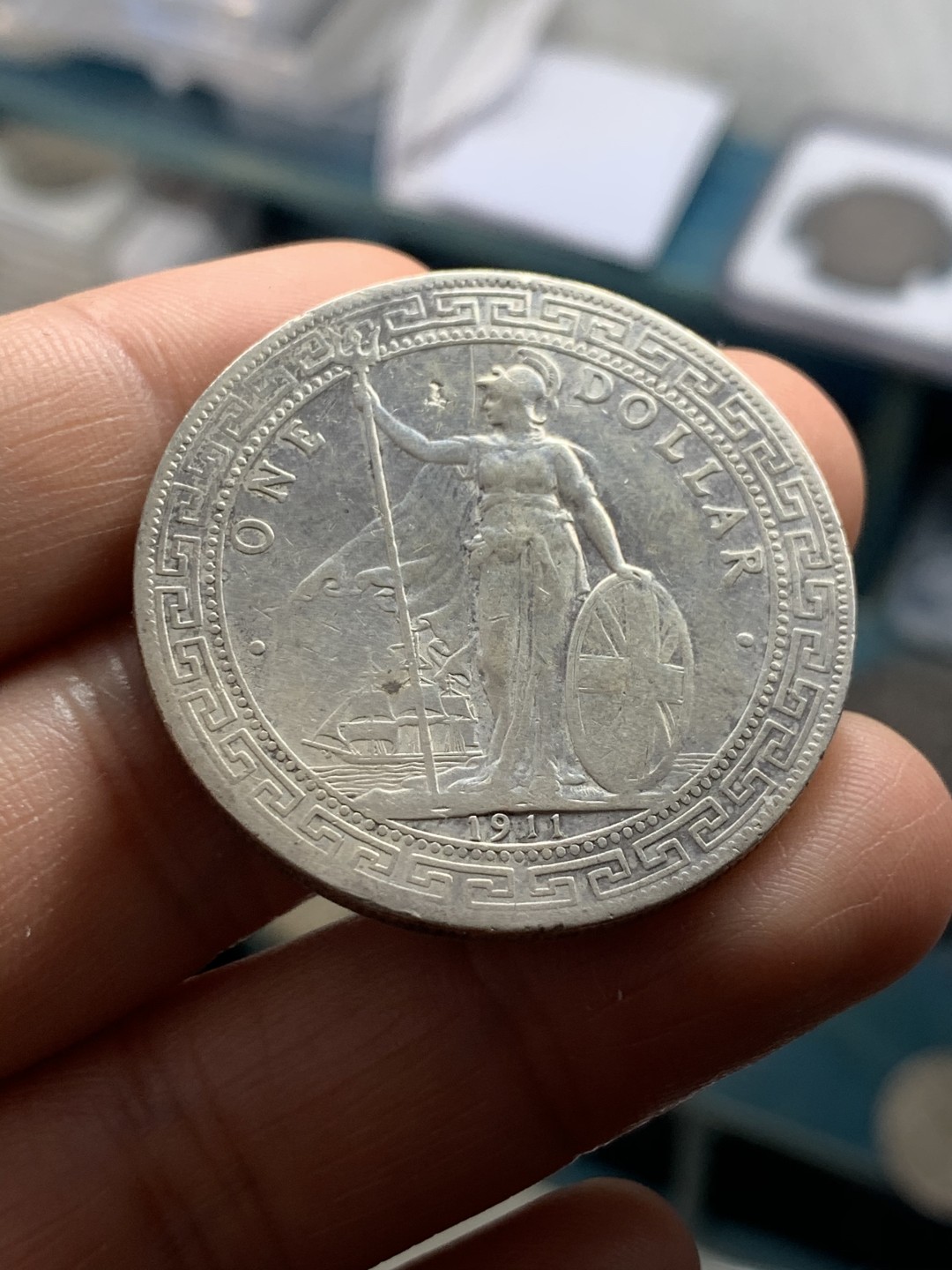 《竞宝斋》第39，40场-本周日，周一2场连拍（全场顺丰包邮） 站洋 1911年 贸易银 1元 大银币 小戳