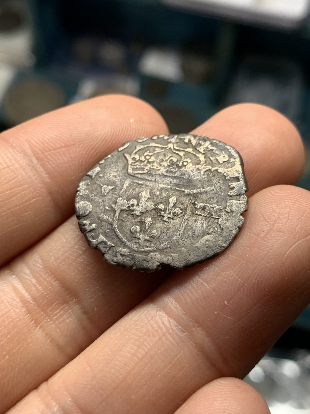 《竞宝斋》第39，40场-本周日，周一2场连拍（全场顺丰包邮） 法国 1584年 瓦卢瓦王朝 亨利三世 1/8埃居 银币 4.4克