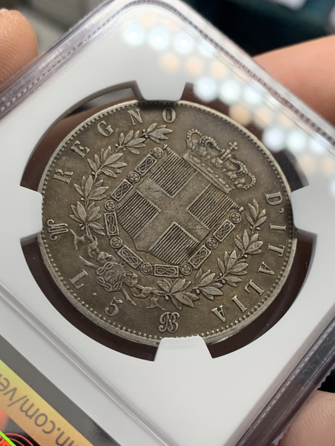 《竞宝斋》第39，40场-本周日，周一2场连拍（全场顺丰包邮） NGC XF45 意大利 1875年 原味深包浆 伊曼纽尔二世 5里拉 大银币