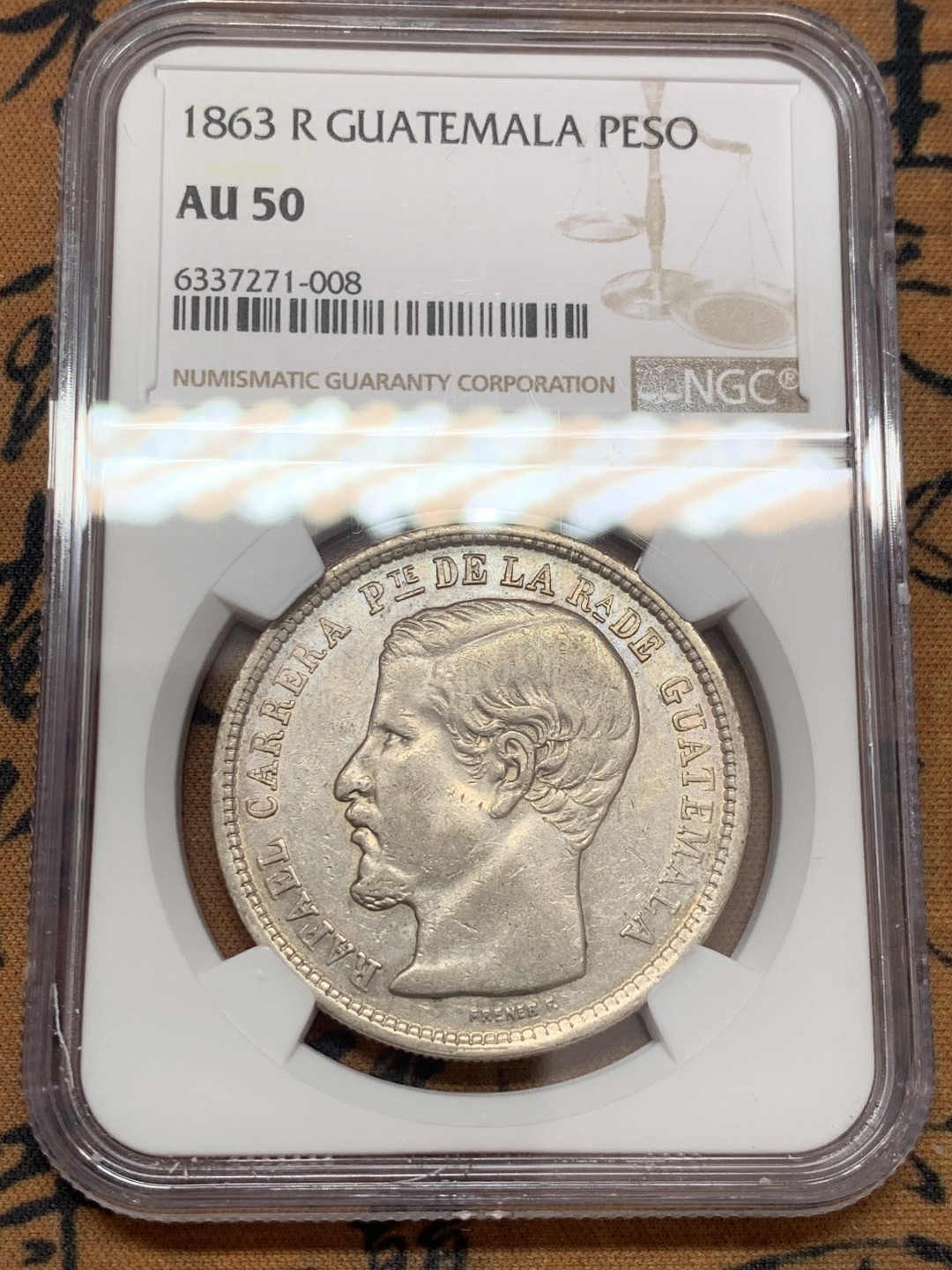 《竞宝斋》第39，40场-本周日，周一2场连拍（全场顺丰包邮） NGC-AU50 危地马拉 1863年 1比索 大银币 少见品种 出分很难 比这分高的就5枚而已