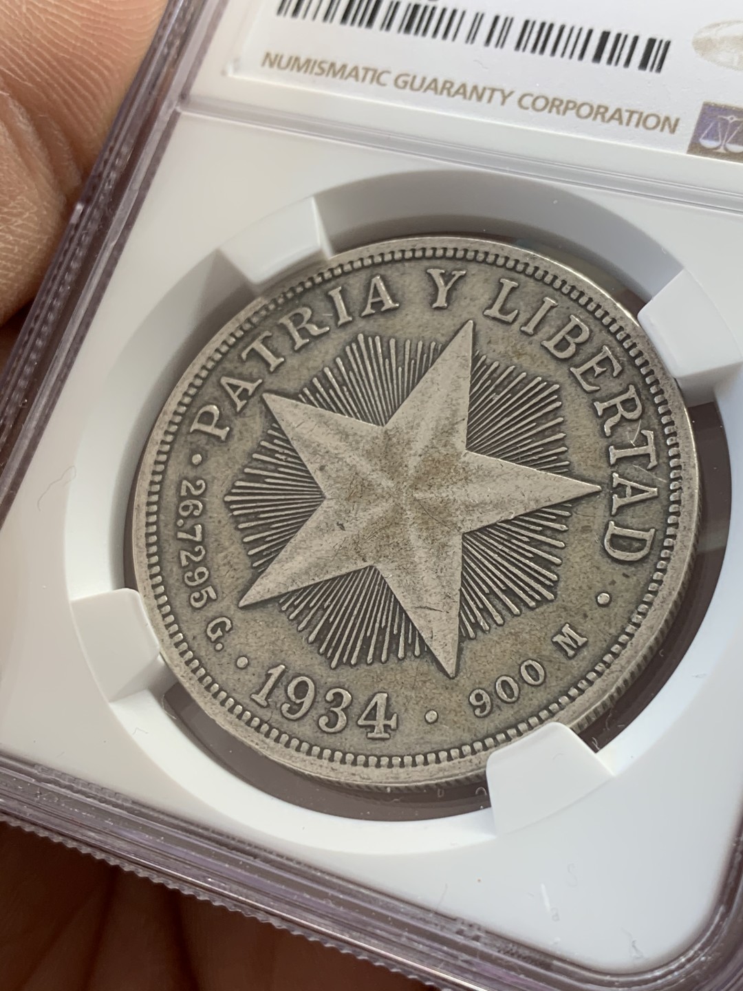 《竞宝斋》第39，40场-本周日，周一2场连拍（全场顺丰包邮） NGC-AU50 古巴 1934年 大五星 1比索 大银币 原味老包浆 非常舒服