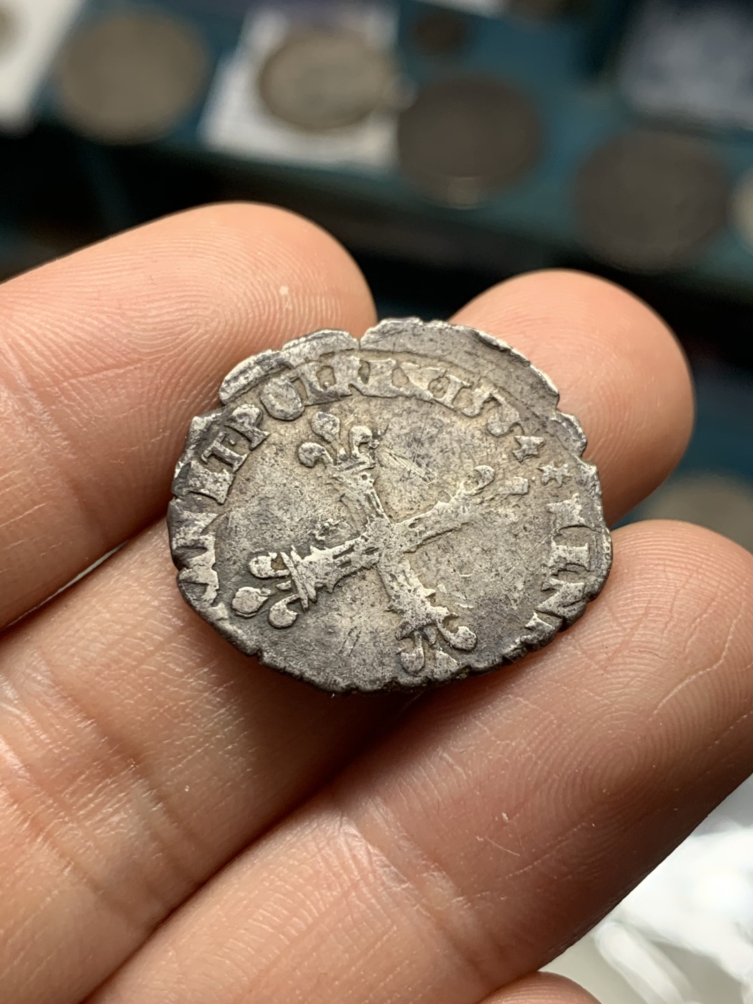 《竞宝斋》第39，40场-本周日，周一2场连拍（全场顺丰包邮） 法国 1584年 瓦卢瓦王朝 亨利三世 1/8埃居 银币 4.4克