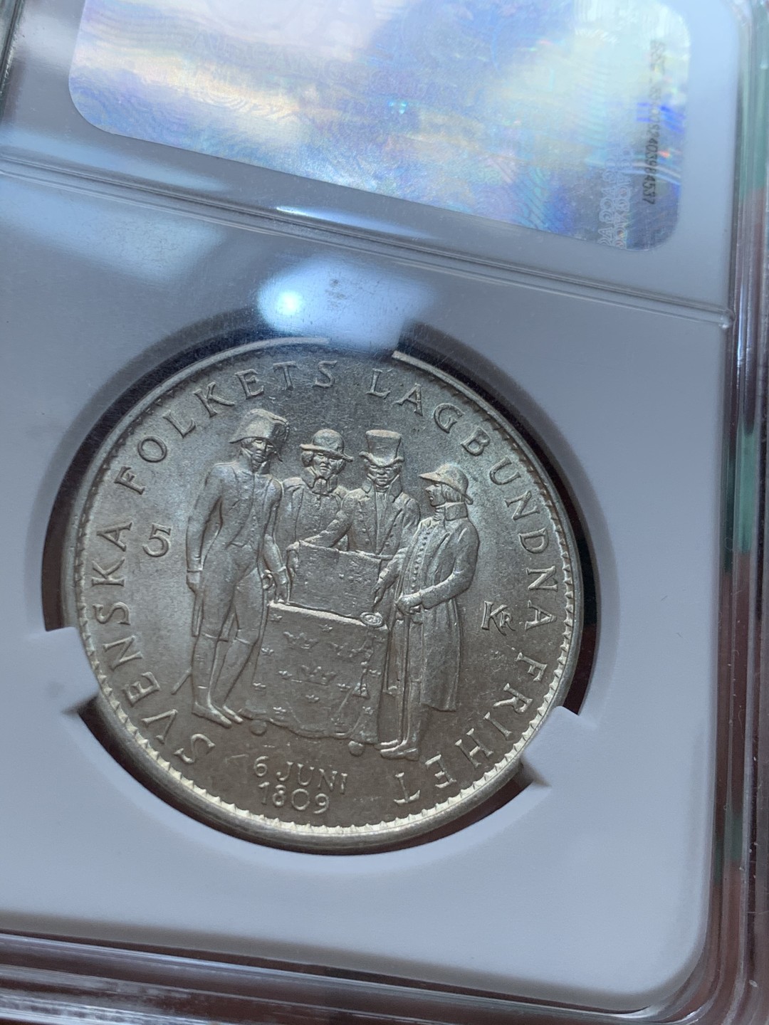 《竞宝斋》第39，40场-本周日，周一2场连拍（全场顺丰包邮） （瑞典 5克朗银币一对），1959年5克朗银币一枚，1966年 宪法5克朗银币一枚