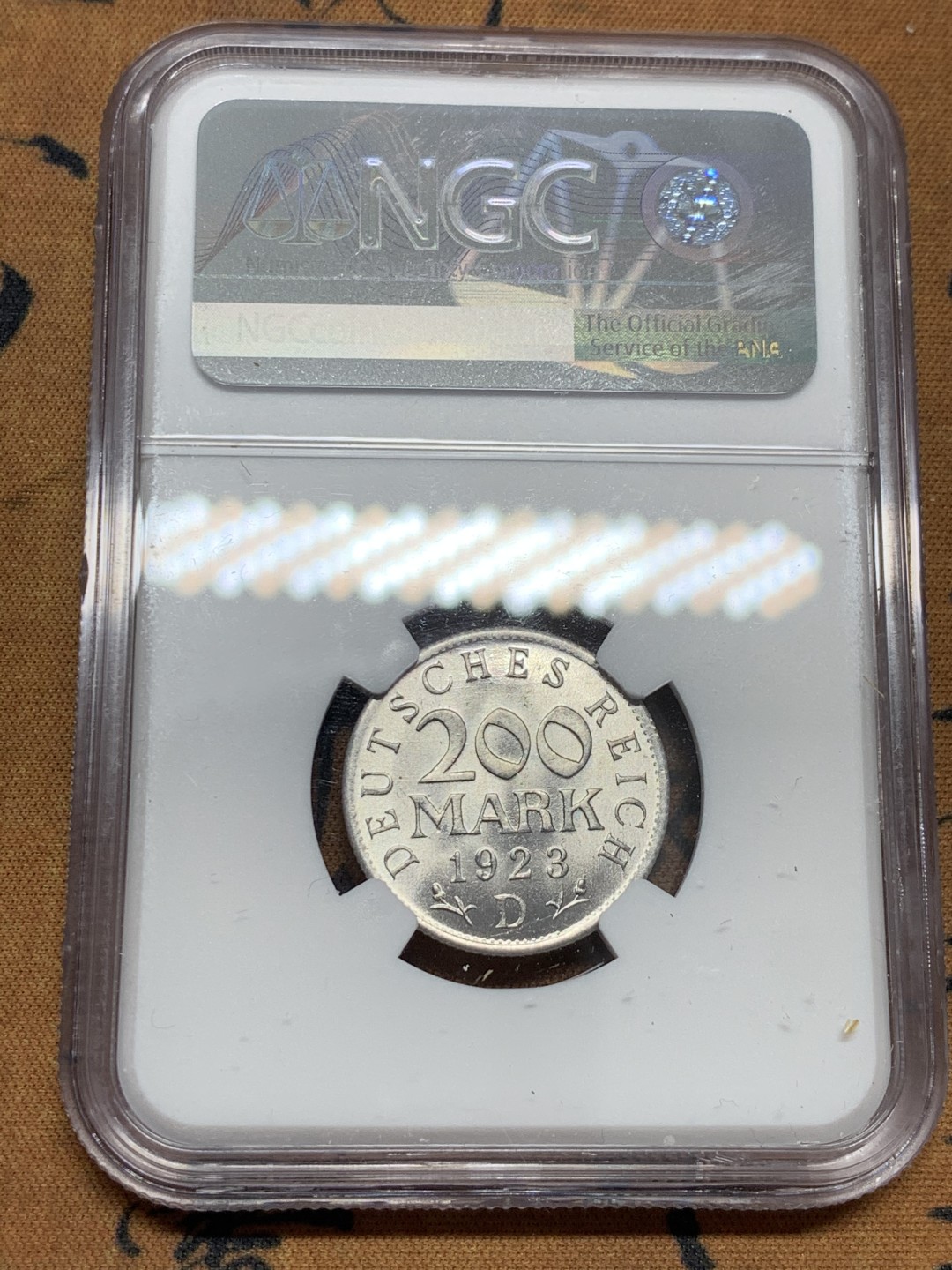 《竞宝斋》第39，40场-本周日，周一2场连拍（全场顺丰包邮） 德国，1923年，200马克（铝币）,NGC-MS65。
