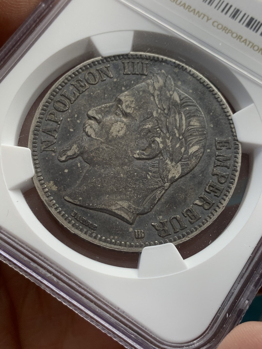 《竞宝斋》第39，40场-本周日，周一2场连拍（全场顺丰包邮） NGC XF45 法国 1868年 炭黑包浆 拿三 5法郎 银币