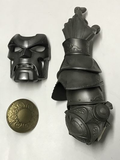 零元拍：Sideshow  毁灭博士/ Doctor Doom LSF雕像残件无包装 - 零元拍：Sideshow  毁灭博士/ Doctor Doom LSF雕像残件无包装