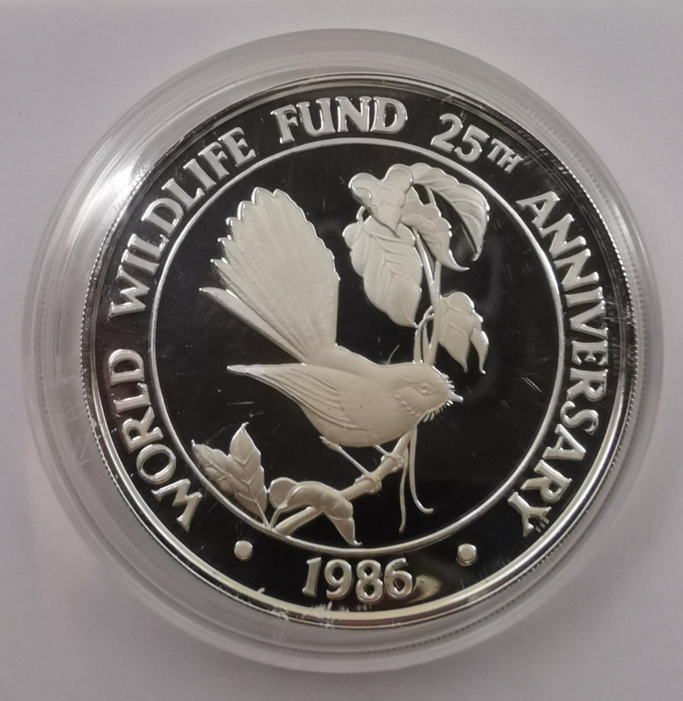乐游外币首场自动拍卖—各国动物及世界杯足球币 1986西萨摩亚10元精制银币WWF