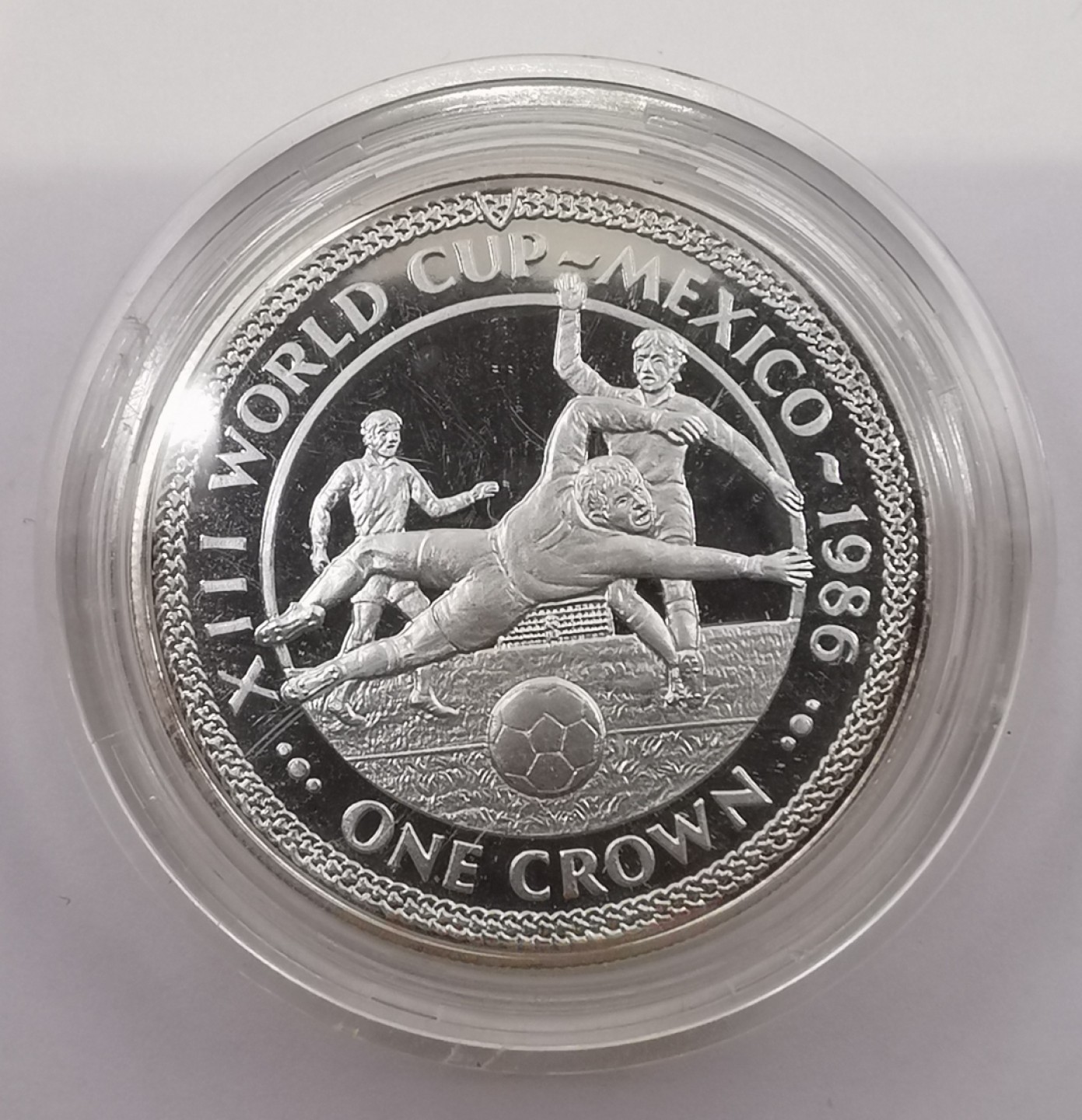 乐游外币首场自动拍卖—各国动物及世界杯足球币 1986马恩岛1克朗精制银币世界币足球赛