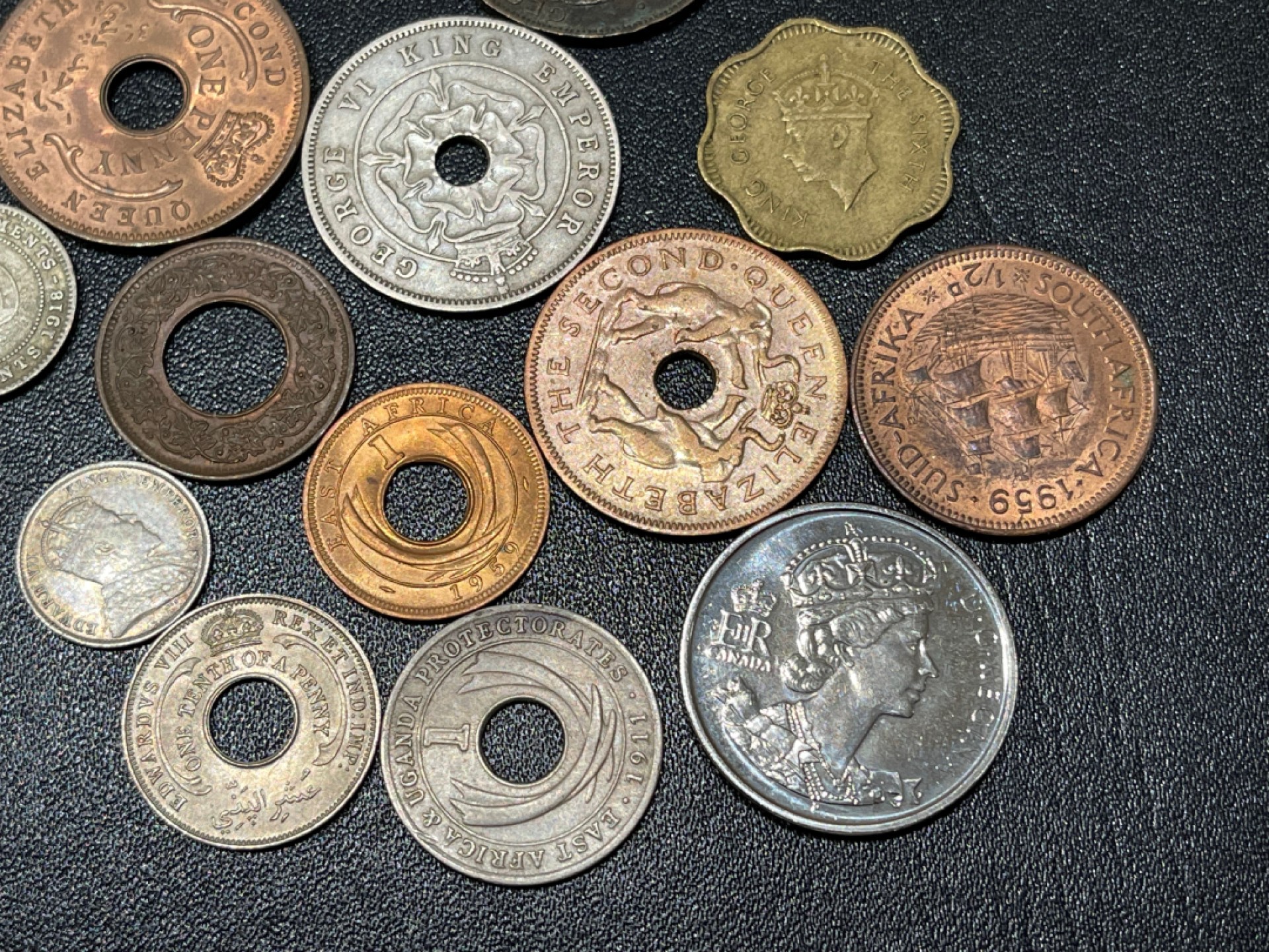 《外钞收藏家》第一百七十一期拍卖（本期97件） 杂项硬币 13枚一起