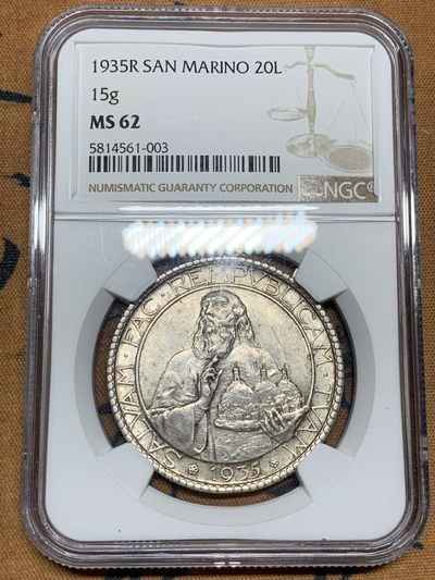 《竞宝斋》第39，40场-2场连拍（全场顺丰包邮） - NGC-MS62，圣马力诺，1935年，20里拉。多年未涨 潜力品种。