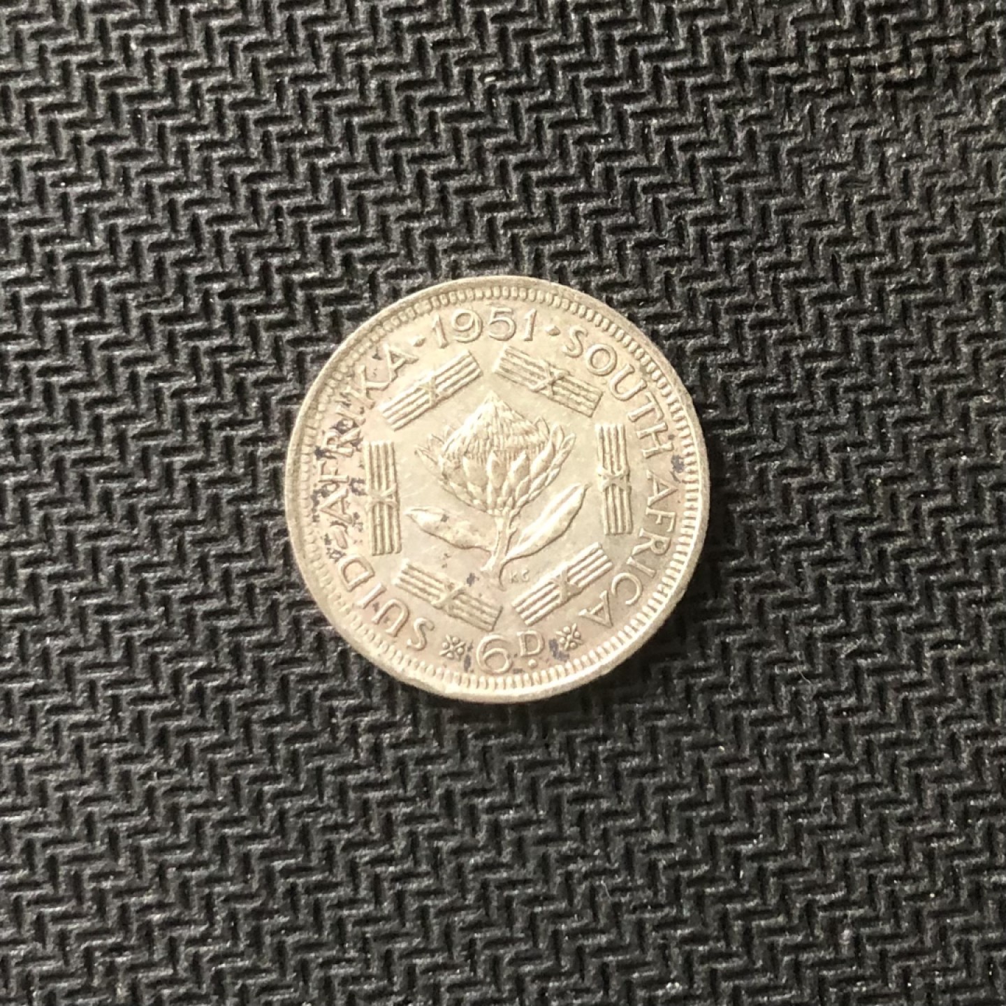 【保诚微拍】【全场包邮】第22期 $ 银币专场 $ Silver Coins  南非 乔治六世 1951年 六便士 硬币 银币 （2.8克 0.925银）