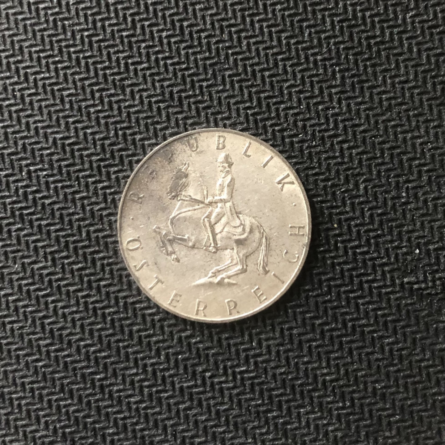 【保诚微拍】【全场包邮】第22期 $ 银币专场 $ Silver Coins  奥地利 1961年 5先令 硬币 银币（5.2克，0.64银，23.5mm）