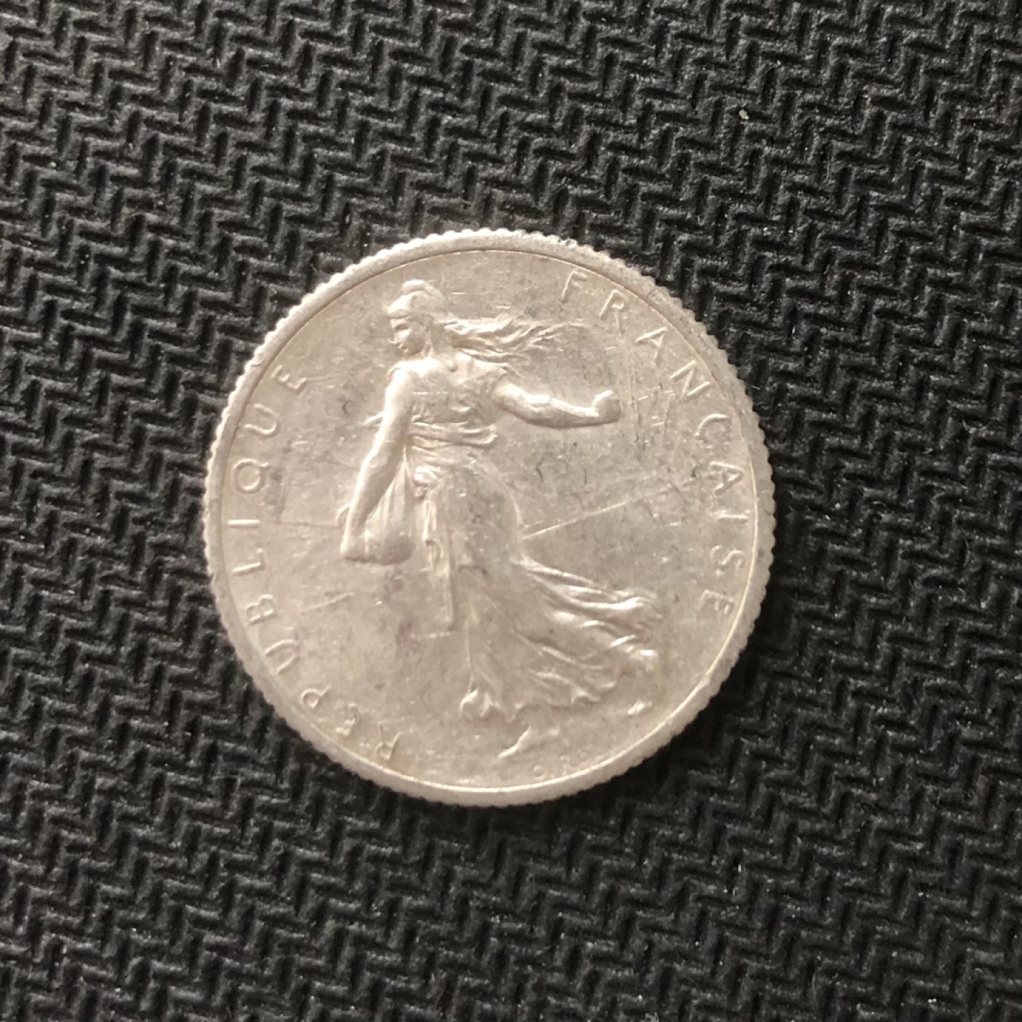 【保诚微拍】【全场包邮】第22期 $ 银币专场 $ Silver Coins  法国  1916年 播种女神 1法郎 硬币 银币（2.5克，0.835银）AUNC！！