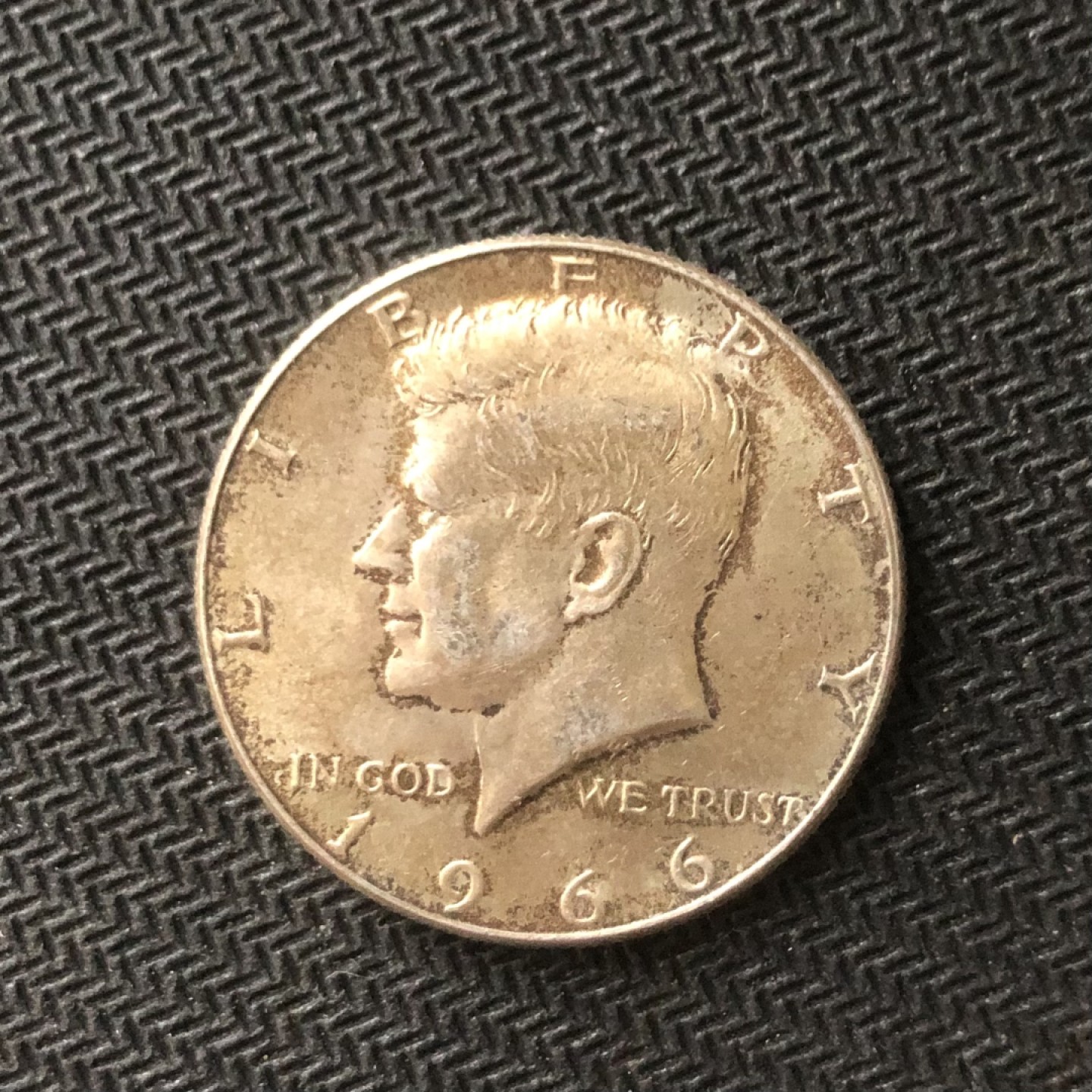 【保诚微拍】【全场包邮】第22期 $ 银币专场 $ Silver Coins  美国 1966年 肯尼迪总统 半美元的银币 (13克，0.4银)