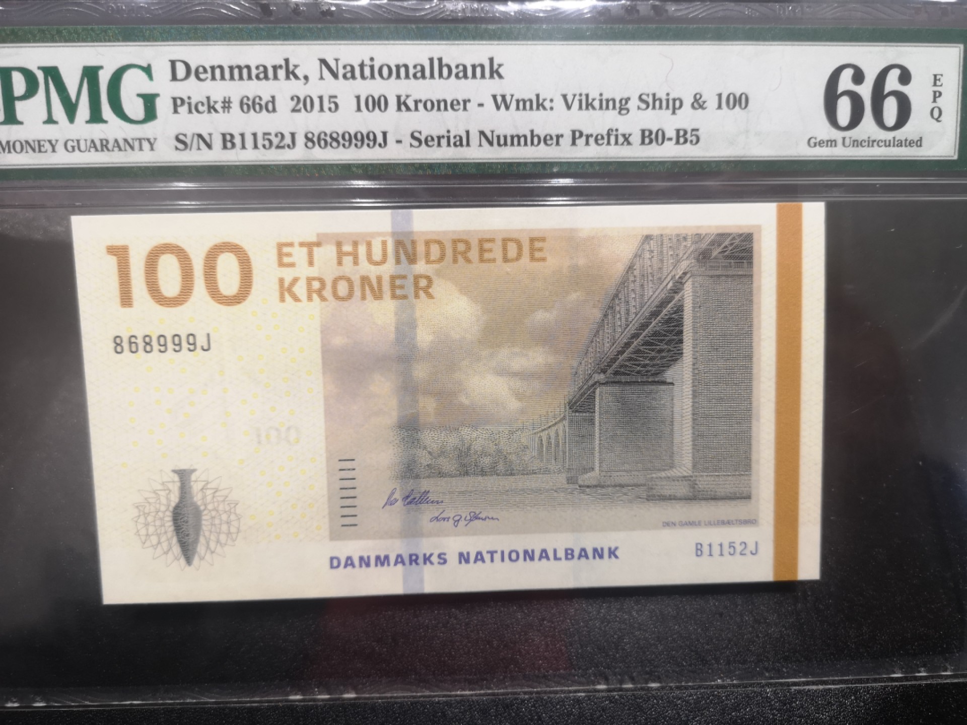 《外钞收藏家》第一百七十二期拍卖 2015年丹麦100克朗 PMG66 无47 999豹子号