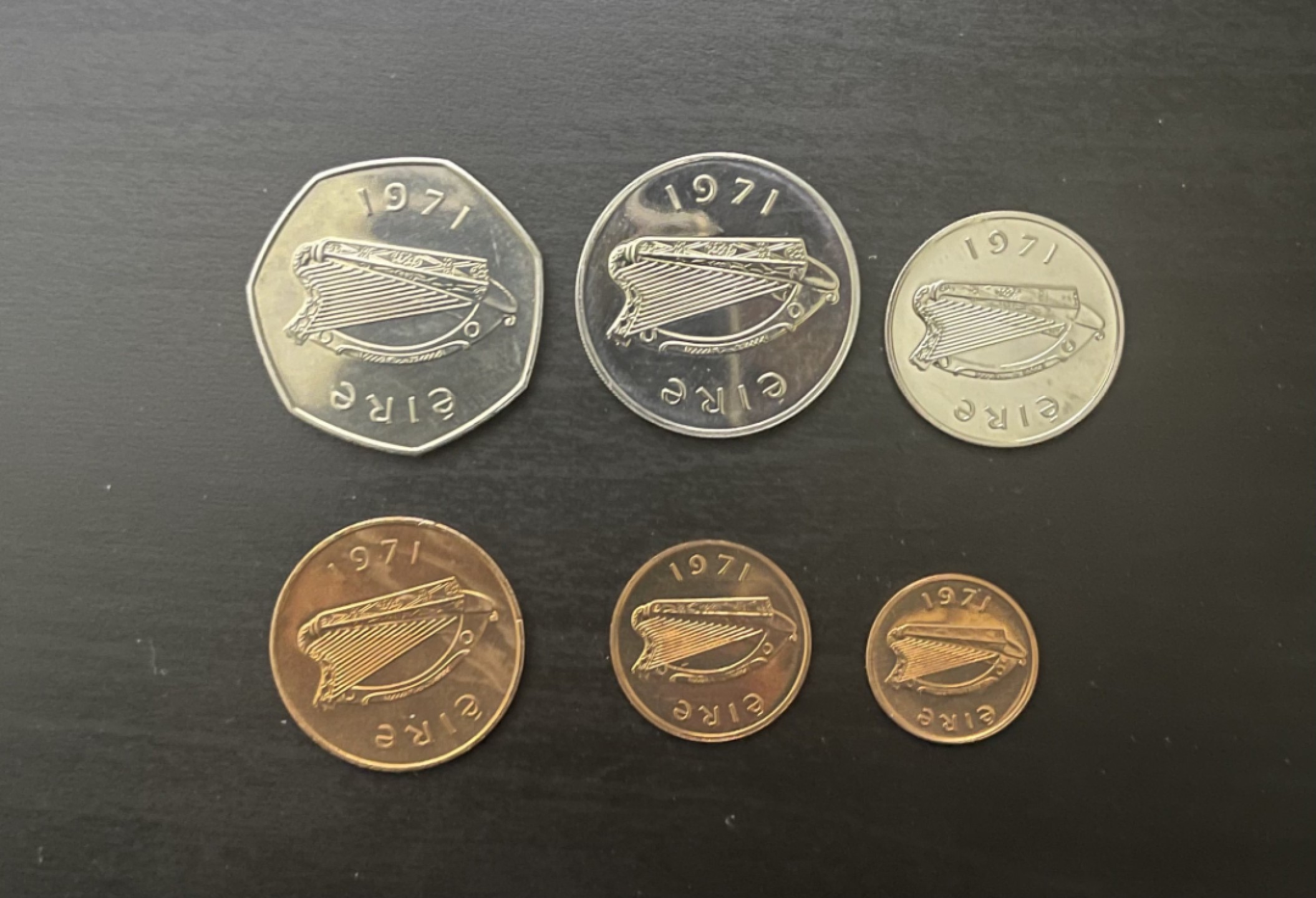 【丑猫0612】今晚7点整。【自动快拍】 71年爱尔兰6枚一套(全新如图)