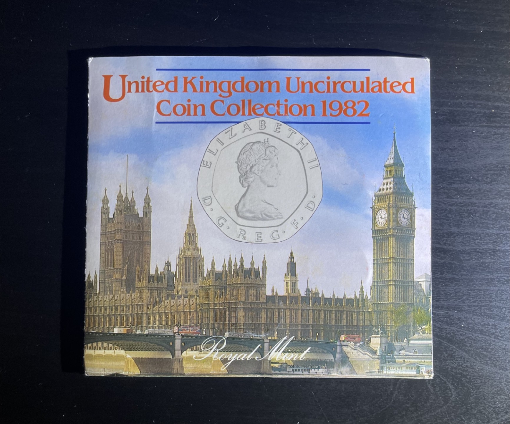 【丑猫0612】今晚7点整。【自动快拍】 82年英国7枚(法币官方套封)