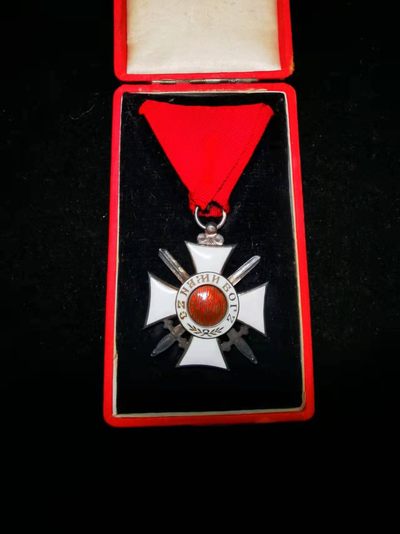 盛世勋华——号角文化勋章专场拍卖第8期 - 保加利亚王国骑士级亚历山大一世勋章 第一版 军事版