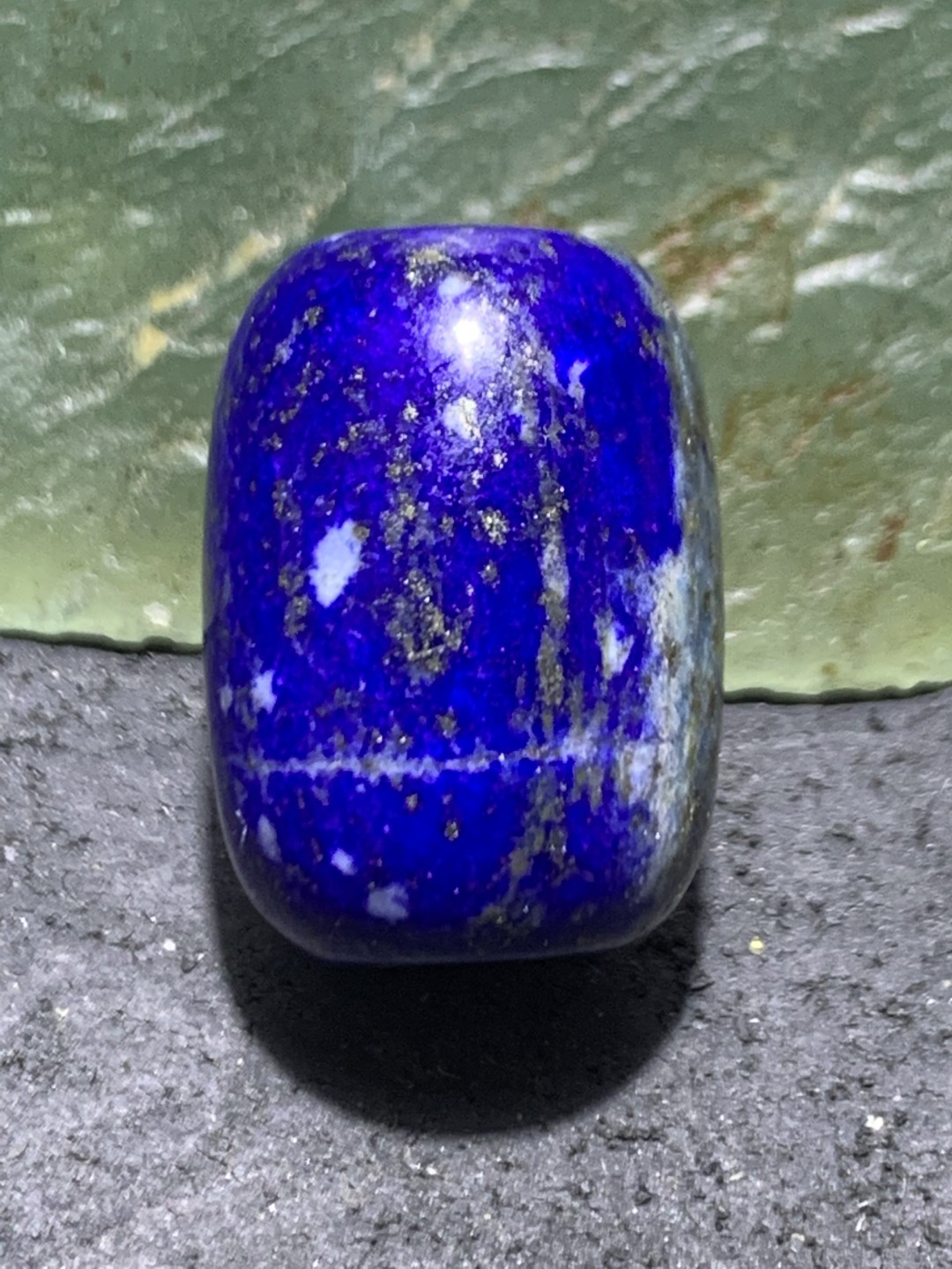 精美阿富汗老矿青金石桶珠一颗