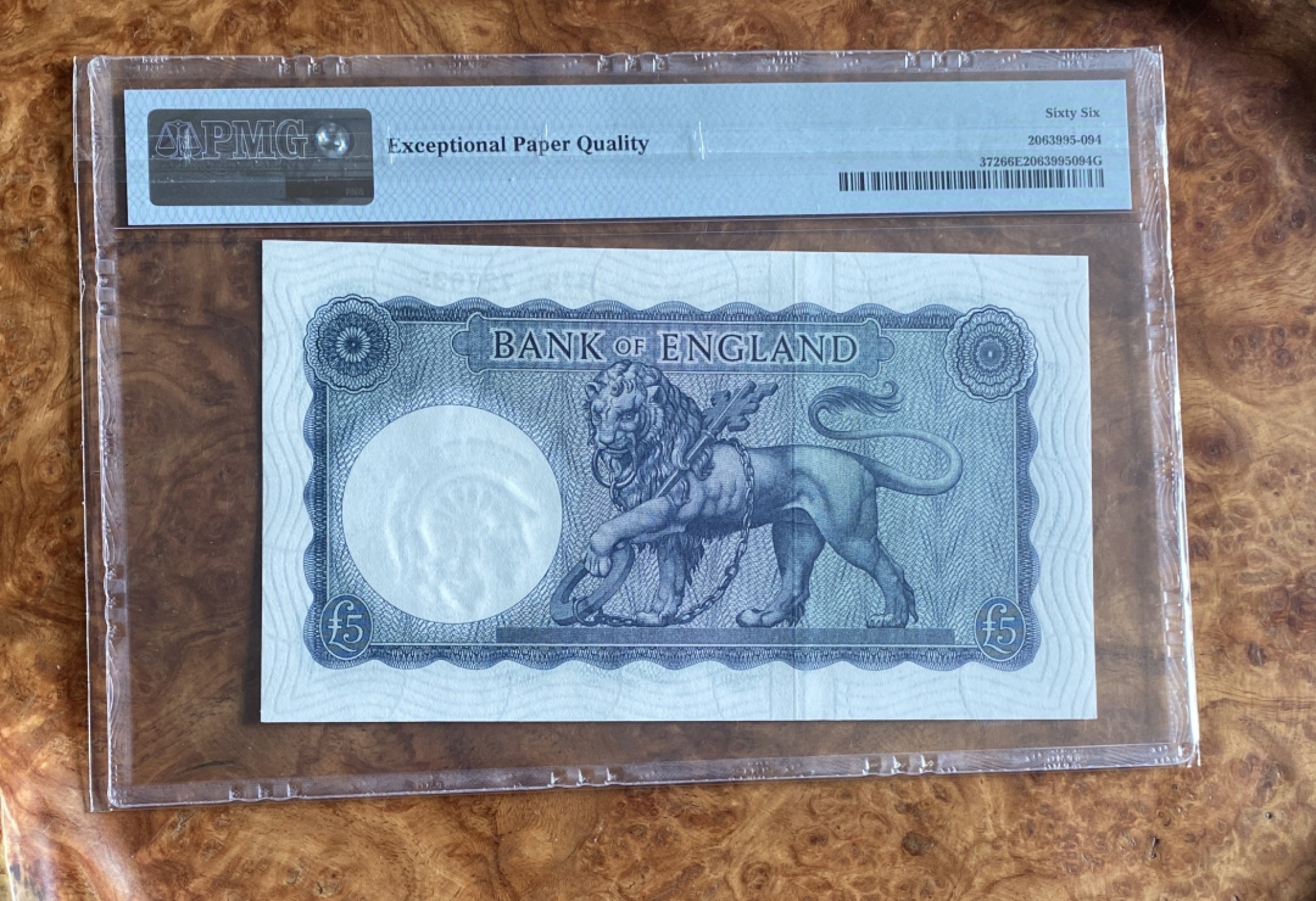Chase Auction（得物拍卖）第5期 - - 中外纸币、硬币联拍 1961年英国B序列5镑，空心版，PMG66分，不列颠女神！圣乔治屠龙！