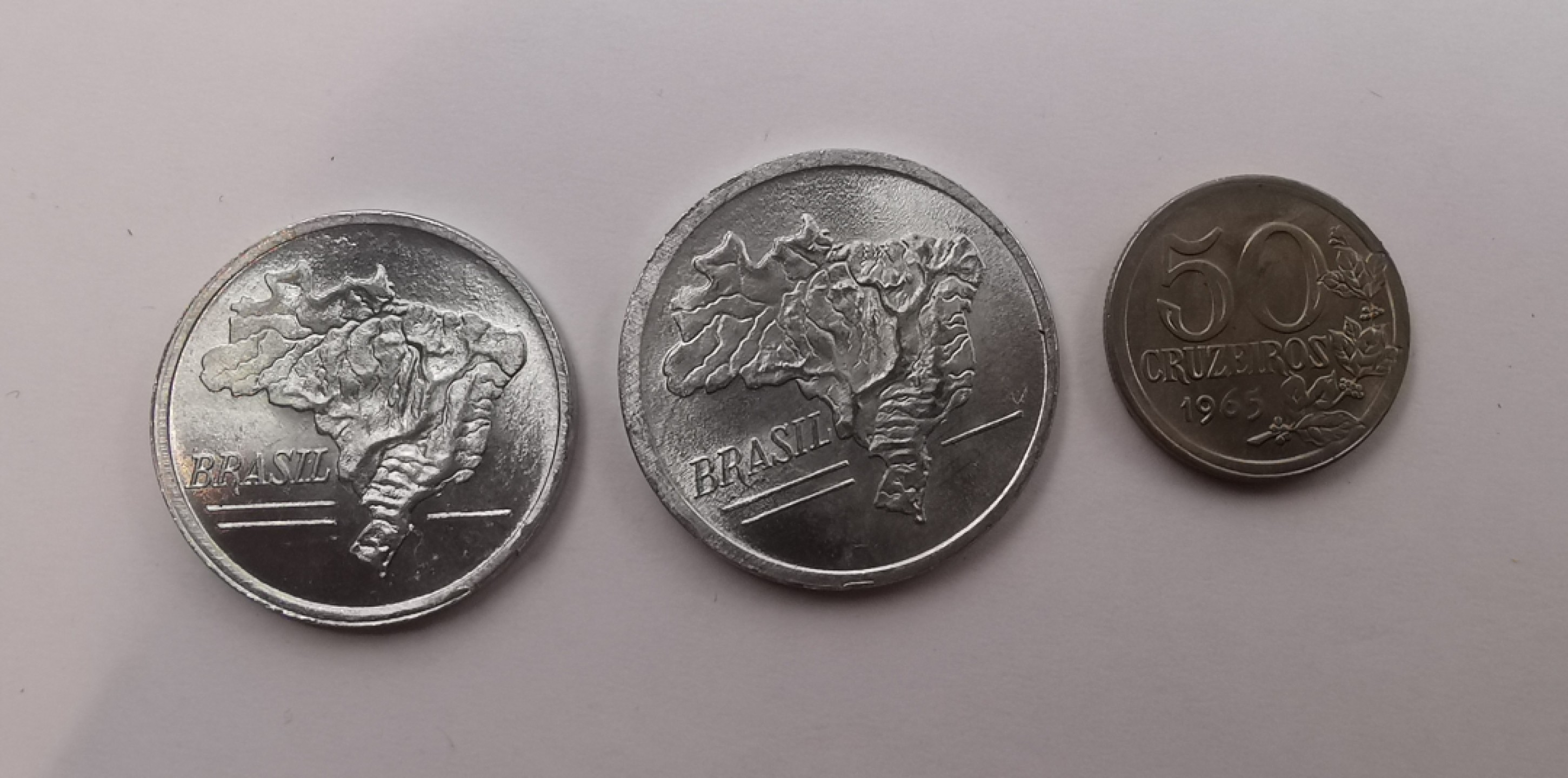 乐游外币-来自国外老藏家的散币 1965巴西3枚套UNC