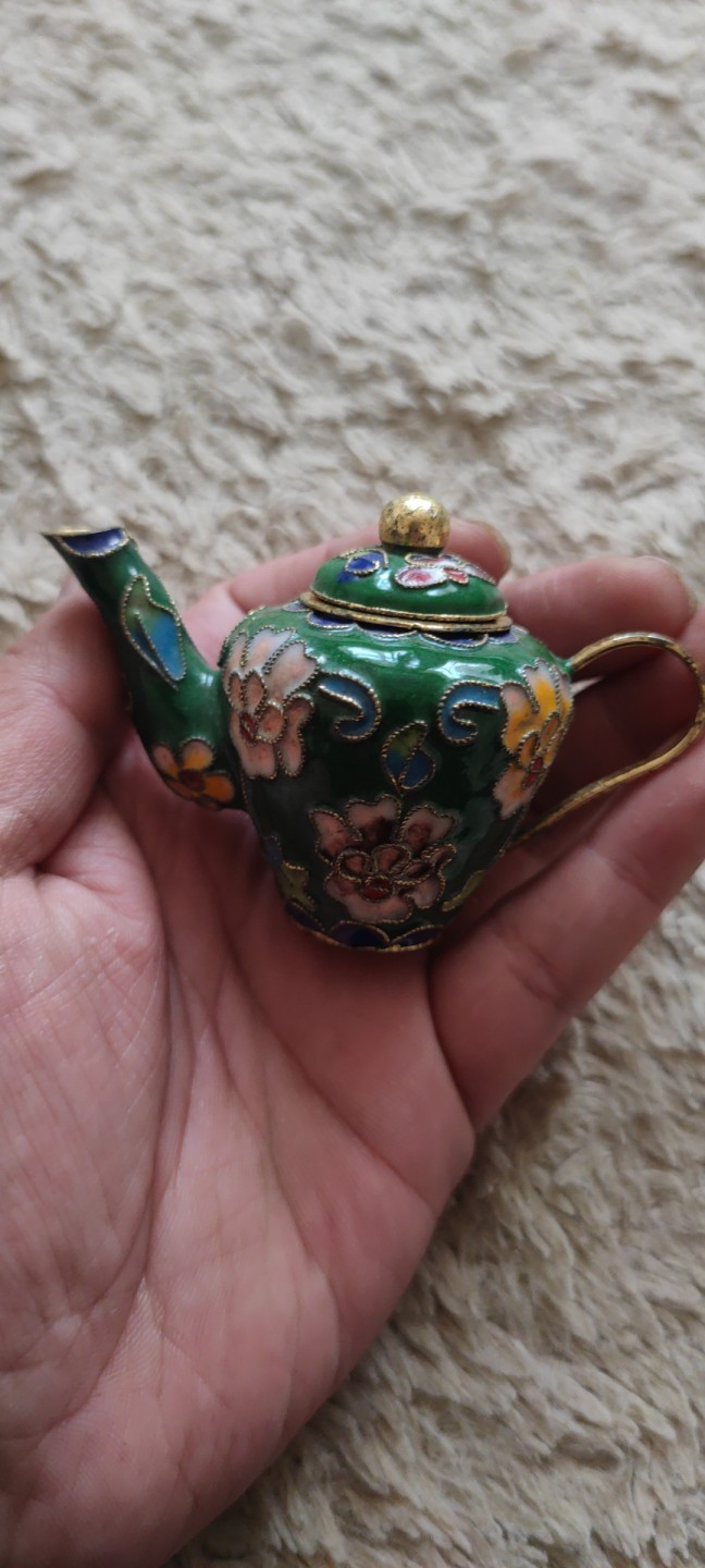 一米收藏，开心上拍(第四十期)裸币专场！ 创汇期珐琅彩，铜茶壶！包老包真！