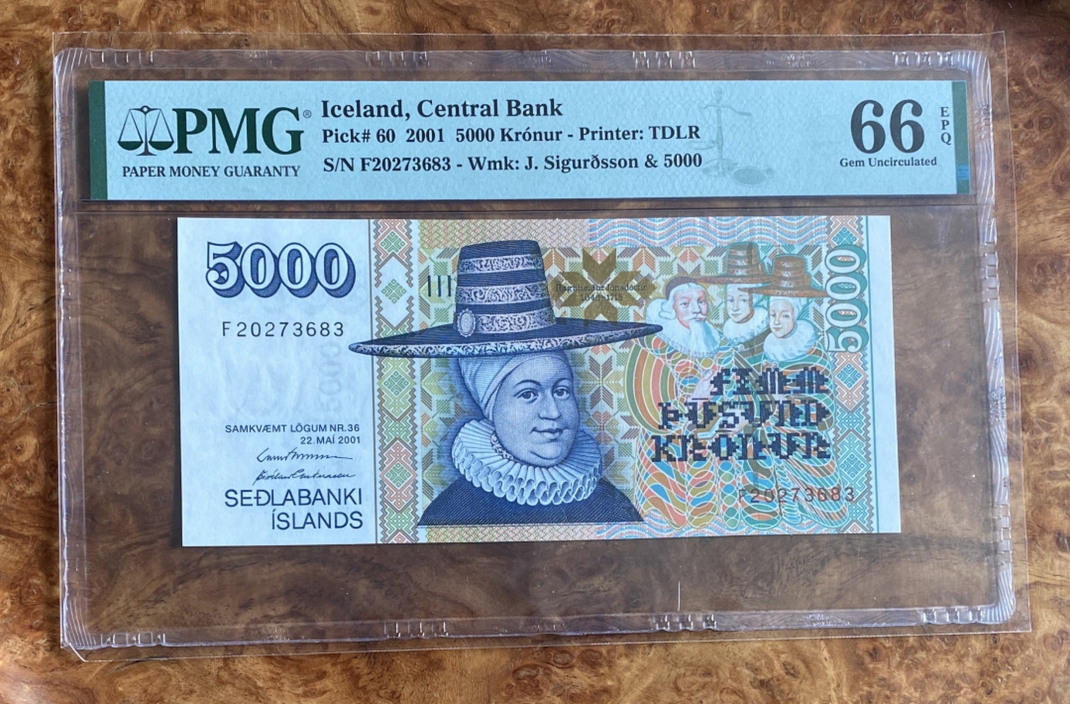 Chase Auction（得物拍卖）第5期 - - 中外纸币、硬币联拍 2001年冰岛5000克朗，PMG66分！世界最美纸币之一！
