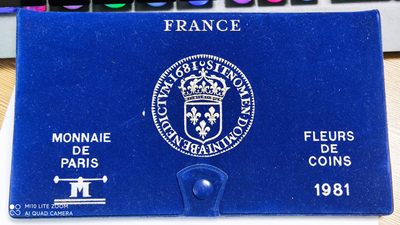【海寧潮】第十六期拍卖 - 【海寧潮】卡装法国1981年9枚纪念套币