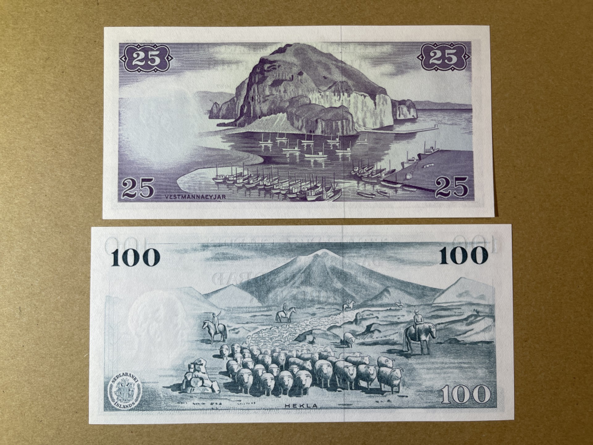 《张总收藏》53期——外币精品汇(拍品增加中) 冰岛25、100克朗两张 UNC 早期版本
