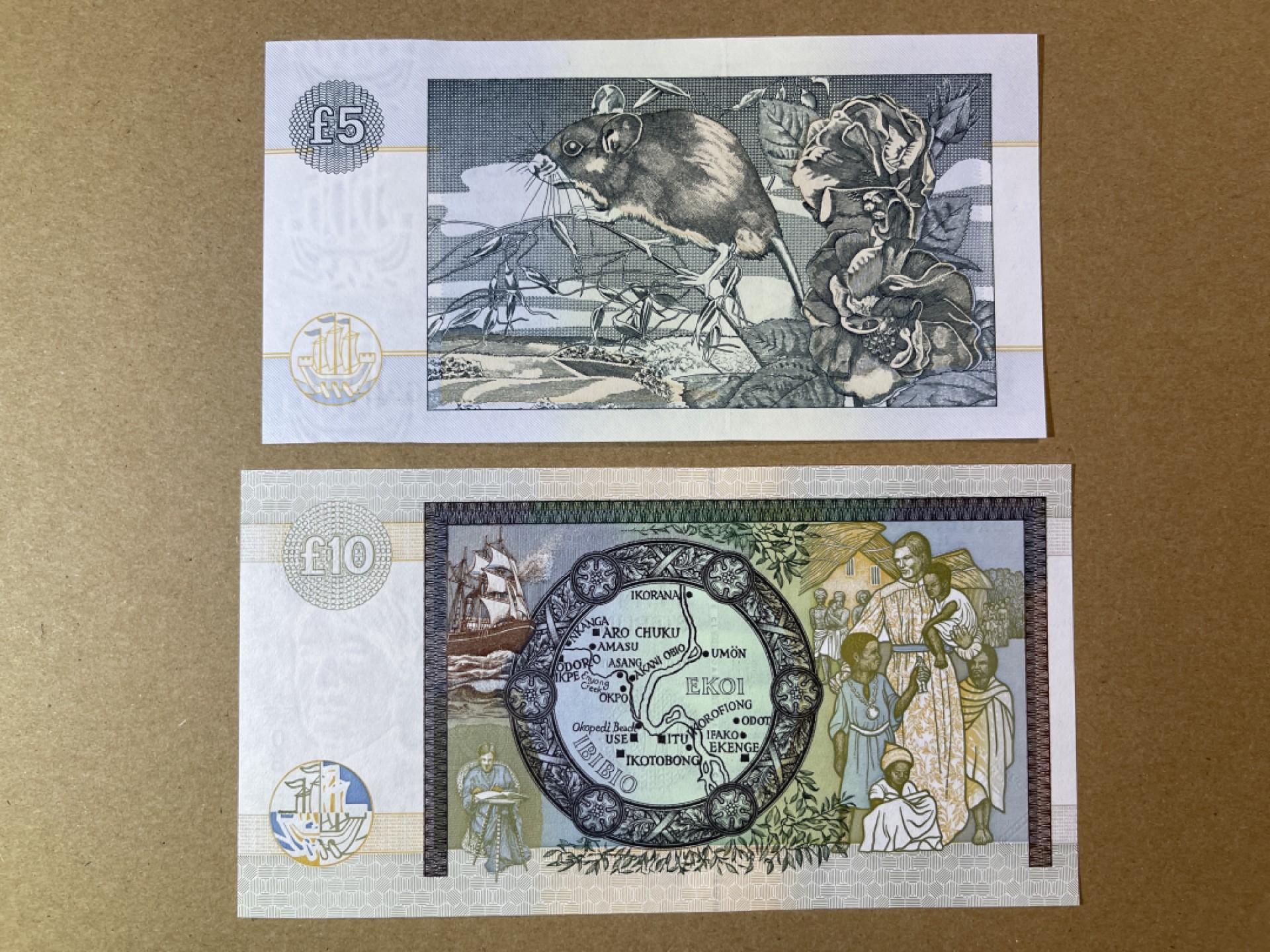 《张总收藏》53期——外币精品汇(拍品增加中) 苏格兰5、10镑两张 UNC 克莱斯戴尔银行