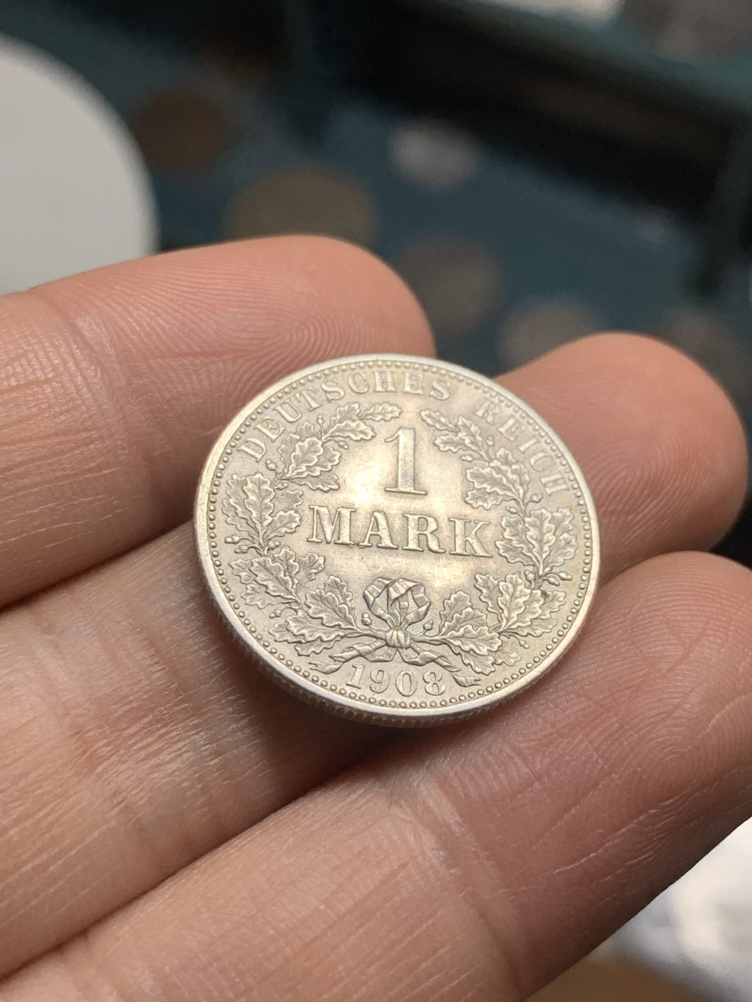 《竞宝斋》第43场-本周日，周一2场连拍（全场顺丰包邮） 德国 1908F 一马克银币 unc品相 ，背面小鹰清晰 不常见年份 48万枚的量