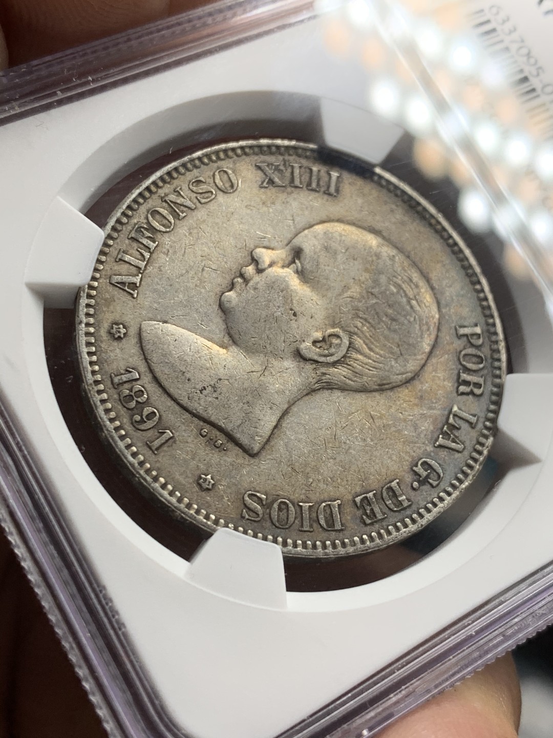 《竞宝斋》第43场-本周日，周一2场连拍（全场顺丰包邮） NGC-XF45 西班牙 1891年 阿方索十三世 5比塞塔双柱 大银币 原味淡彩 非常漂亮