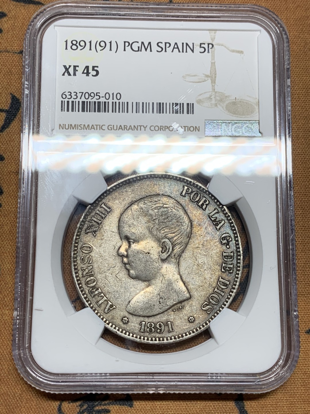 《竞宝斋》第43场-本周日，周一2场连拍（全场顺丰包邮） NGC-XF45 西班牙 1891年 阿方索十三世 5比塞塔双柱 大银币 原味淡彩 非常漂亮