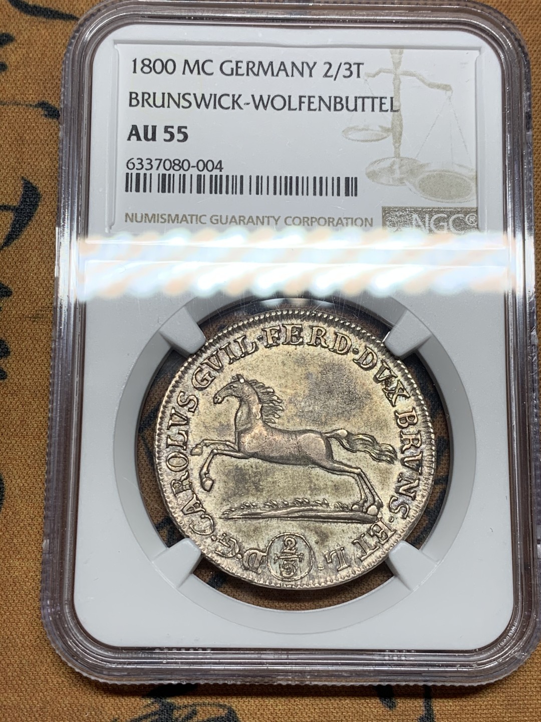 《竞宝斋》第43场-本周日，周一2场连拍（全场顺丰包邮） 亚军 NGC-AU55 德国布伦瑞克 1800MC 年 宝马奔腾 2/3泰勒 大银币 非常稀少的品种