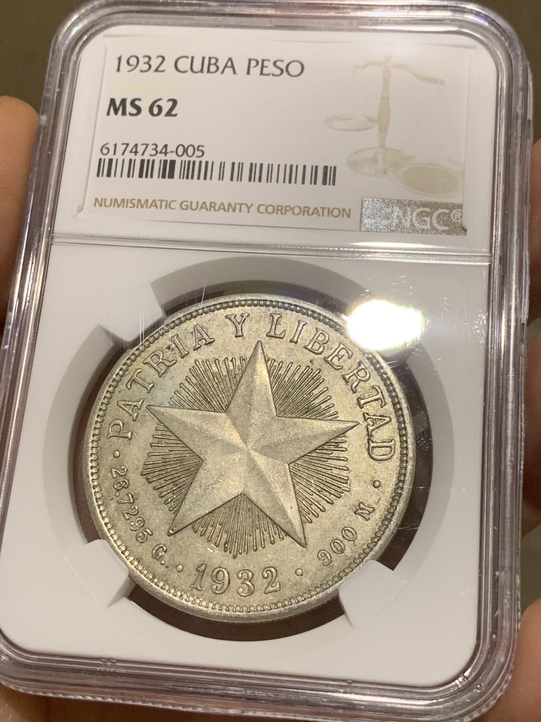 《竞宝斋》第43场-本周日，周一2场连拍（全场顺丰包邮） NGC-MS62 古巴 1932年 大五星版 1比索 大银币 原味原光 很难得