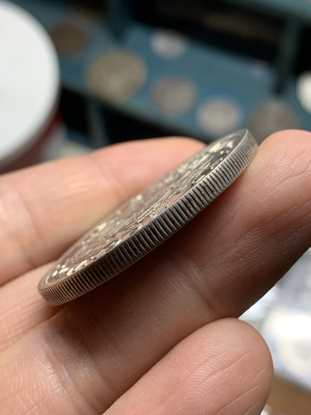 《竞宝斋》第43场-本周日，周一2场连拍（全场顺丰包邮） UNC级好品   英国 1937年 1克朗 乔治六世 大银币 原味未下水 细节清晰完整