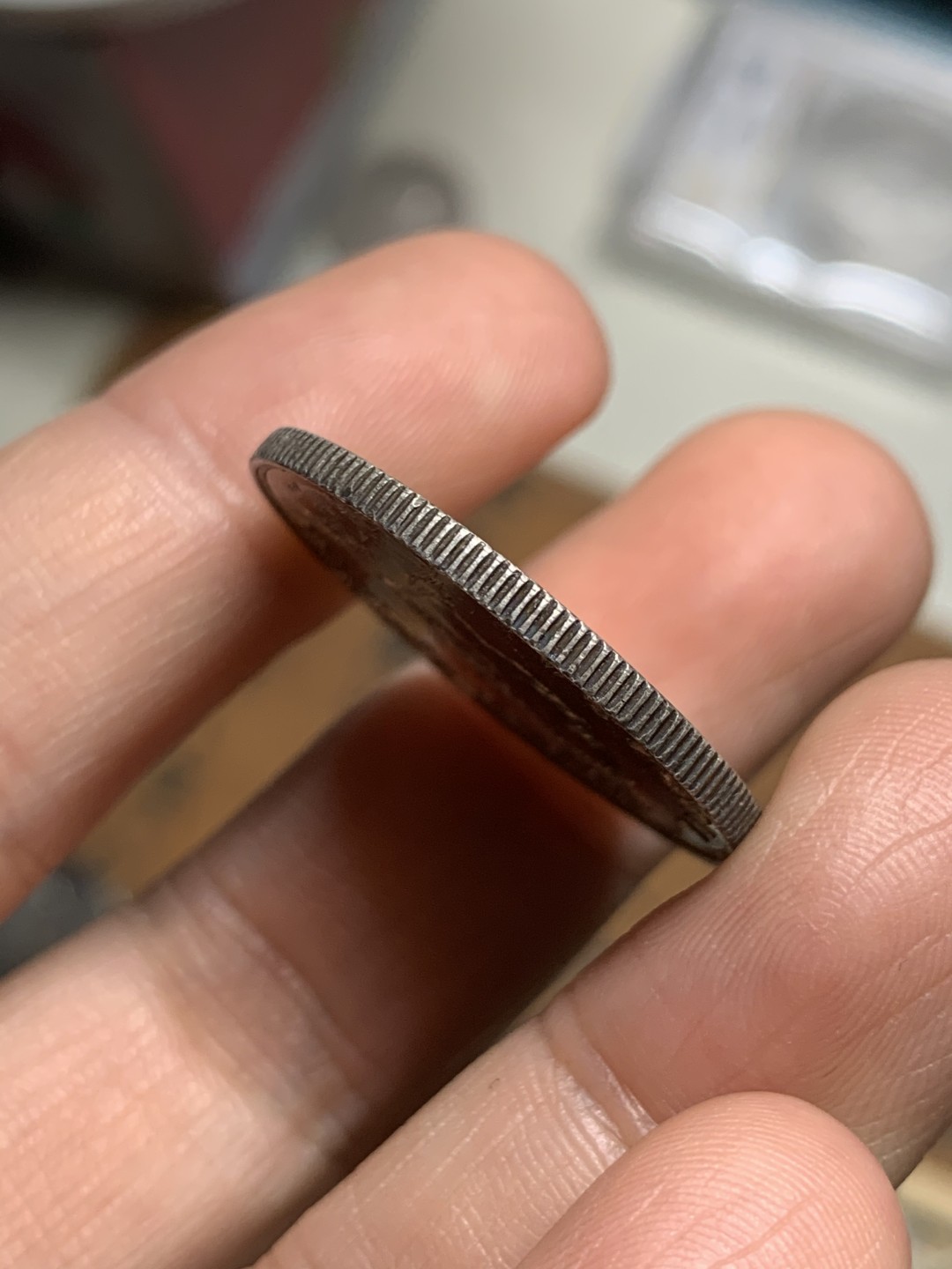 《竞宝斋》第43场-本周日，周一2场连拍（全场顺丰包邮） UNC级好品   英国 1887年 2先令 维多利亚 银币  UNC细节 淡彩包浆