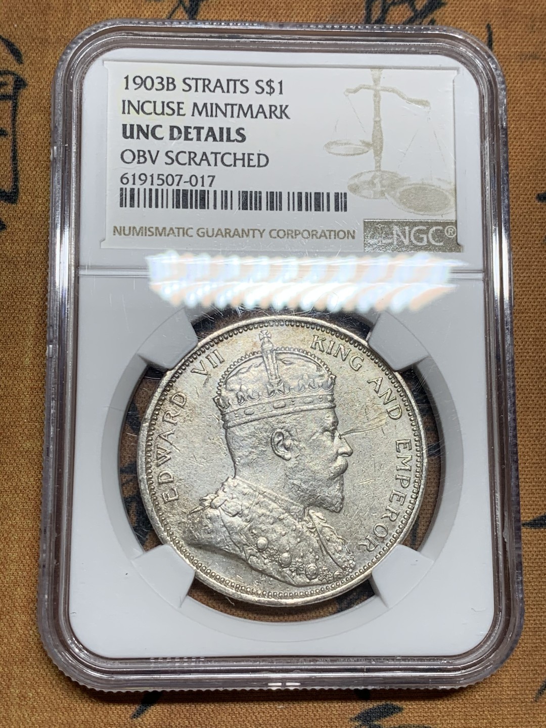 《竞宝斋》第43场-本周日，周一2场连拍（全场顺丰包邮） NGC-UNC 1903B海峡大样一圆 稀有年份 SBP上AU分成交价已经涨到七八百美金