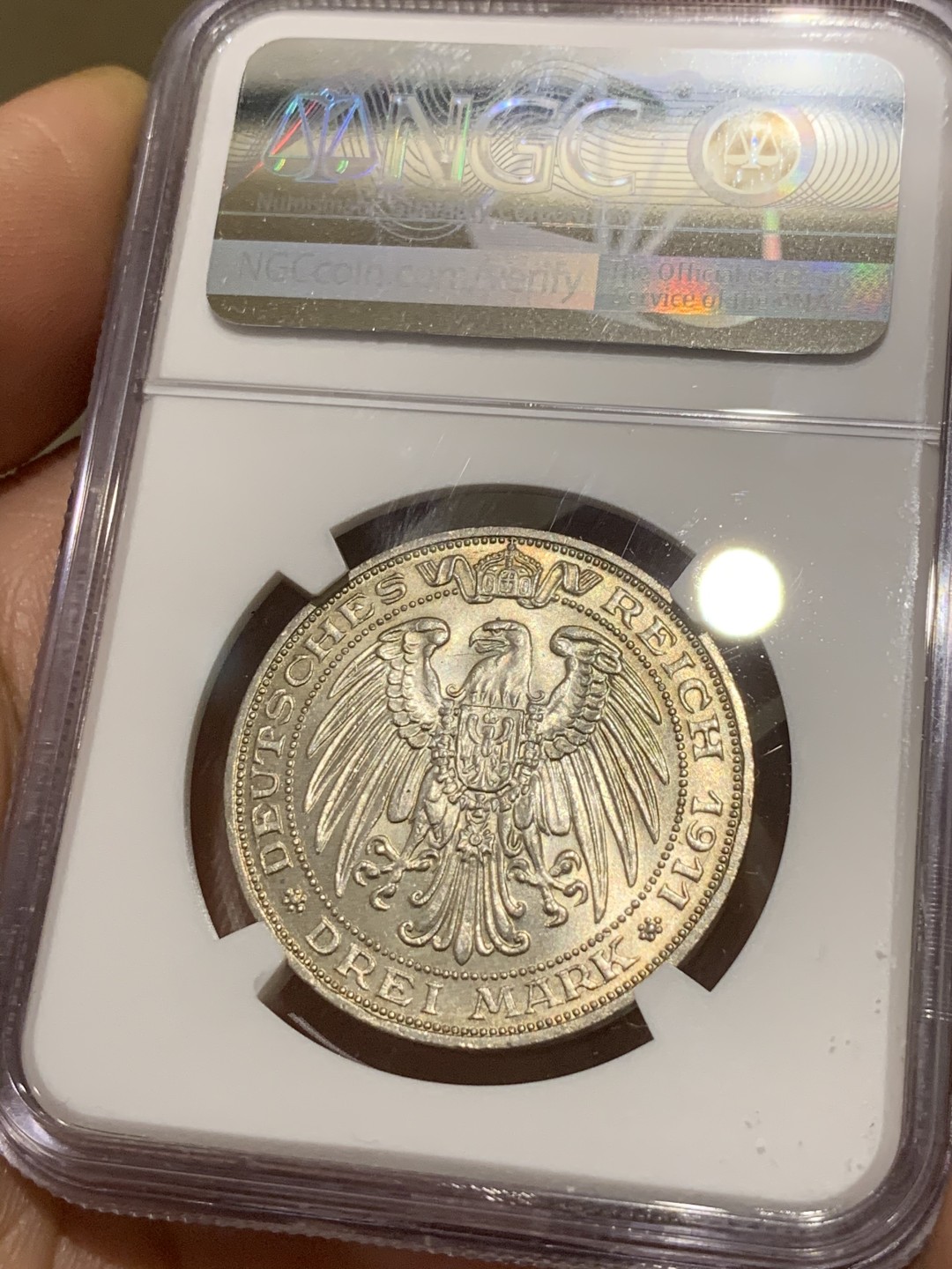 《竞宝斋》第43场-本周日，周一2场连拍（全场顺丰包邮） NGC-MS64 德国普鲁士 1911年 布雷斯劳大学 3马克 银币 原光淡彩 顶级品相