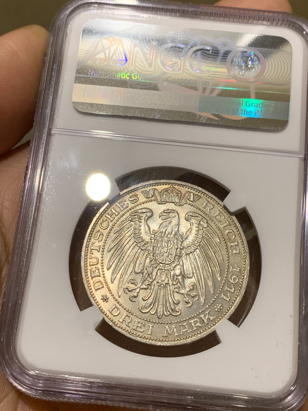 《竞宝斋》第43场-本周日，周一2场连拍（全场顺丰包邮） NGC-MS64 德国普鲁士 1911年 布雷斯劳大学 3马克 银币 原光淡彩 顶级品相