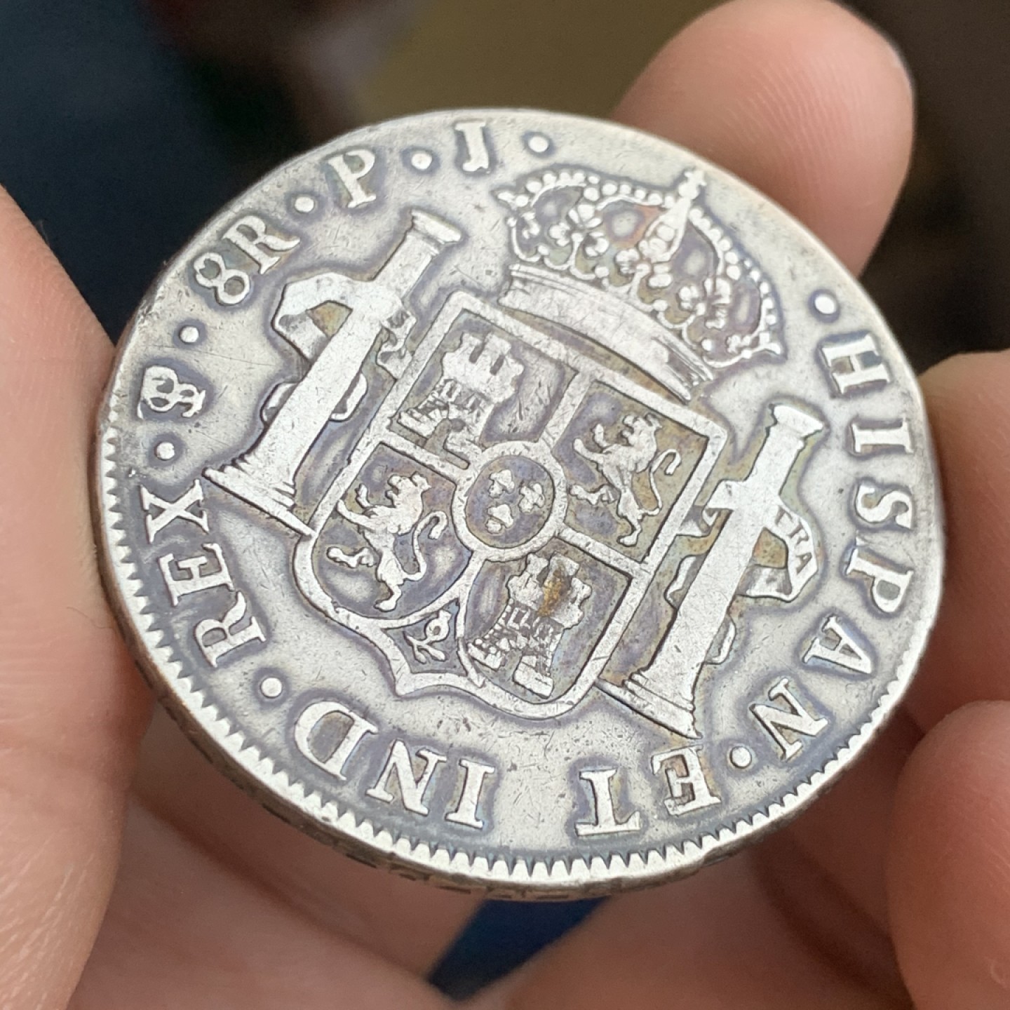 《竞宝斋》第43场-本周日，周一2场连拍（全场顺丰包邮） 原味 细节 玻利维亚 1807年 卡四 8R 双柱大银币 带彩深打