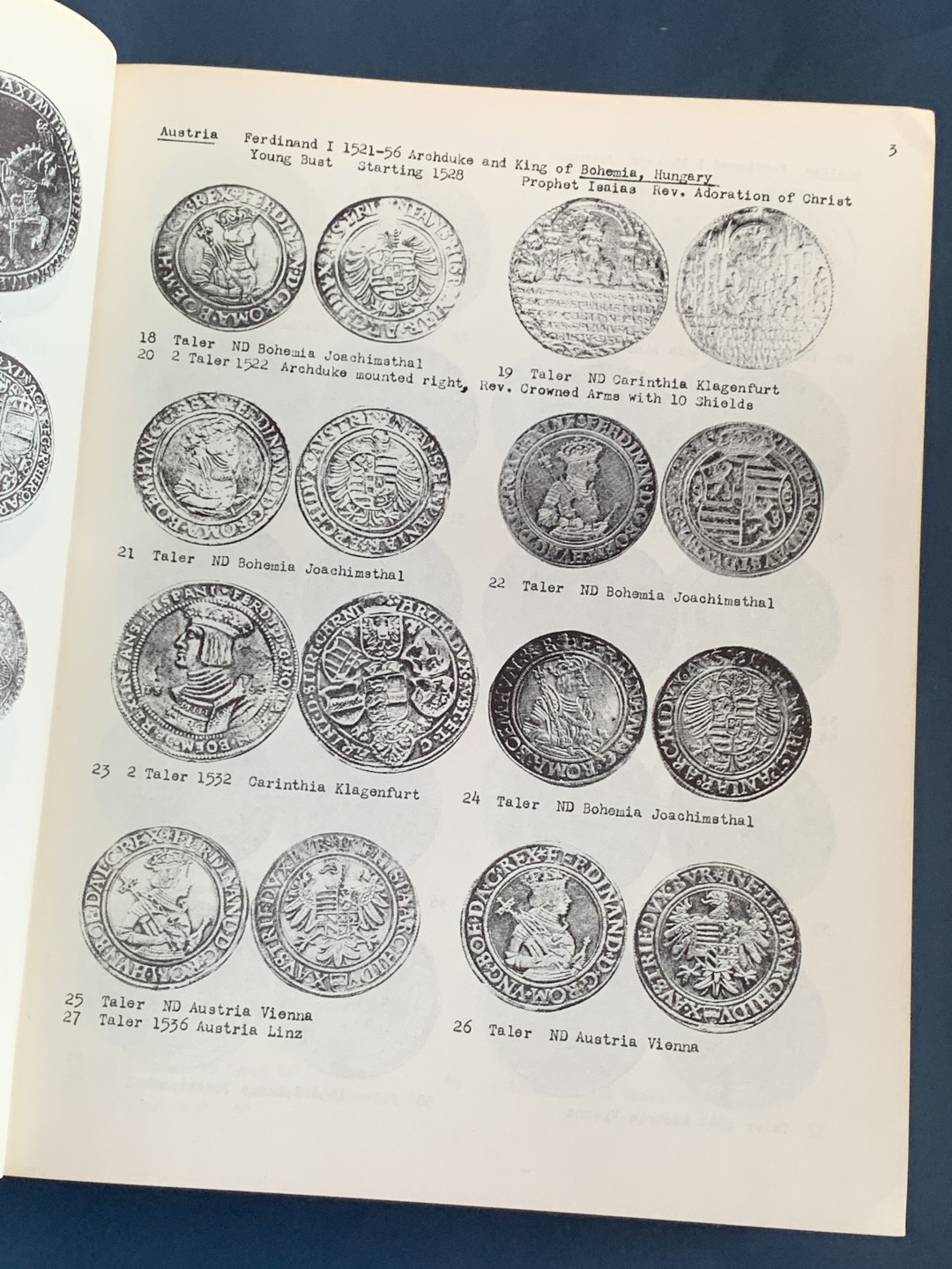 《竞宝斋》第43场-本周日，周一2场连拍（全场顺丰包邮） 世界主币银元目录 从1477-1877年 巴赫特尔 1975年精装本 很大很厚 近乎1比1的比例展现 厚达630页 杂志大小