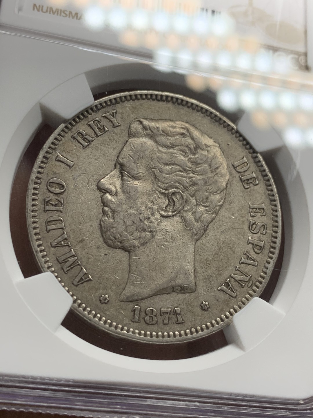 《竞宝斋》第43场-本周日，周一2场连拍（全场顺丰包邮） NGC-XF45 西班牙 1871年 *(74) 阿玛德欧 5比塞塔双柱 大银币 原味老包浆