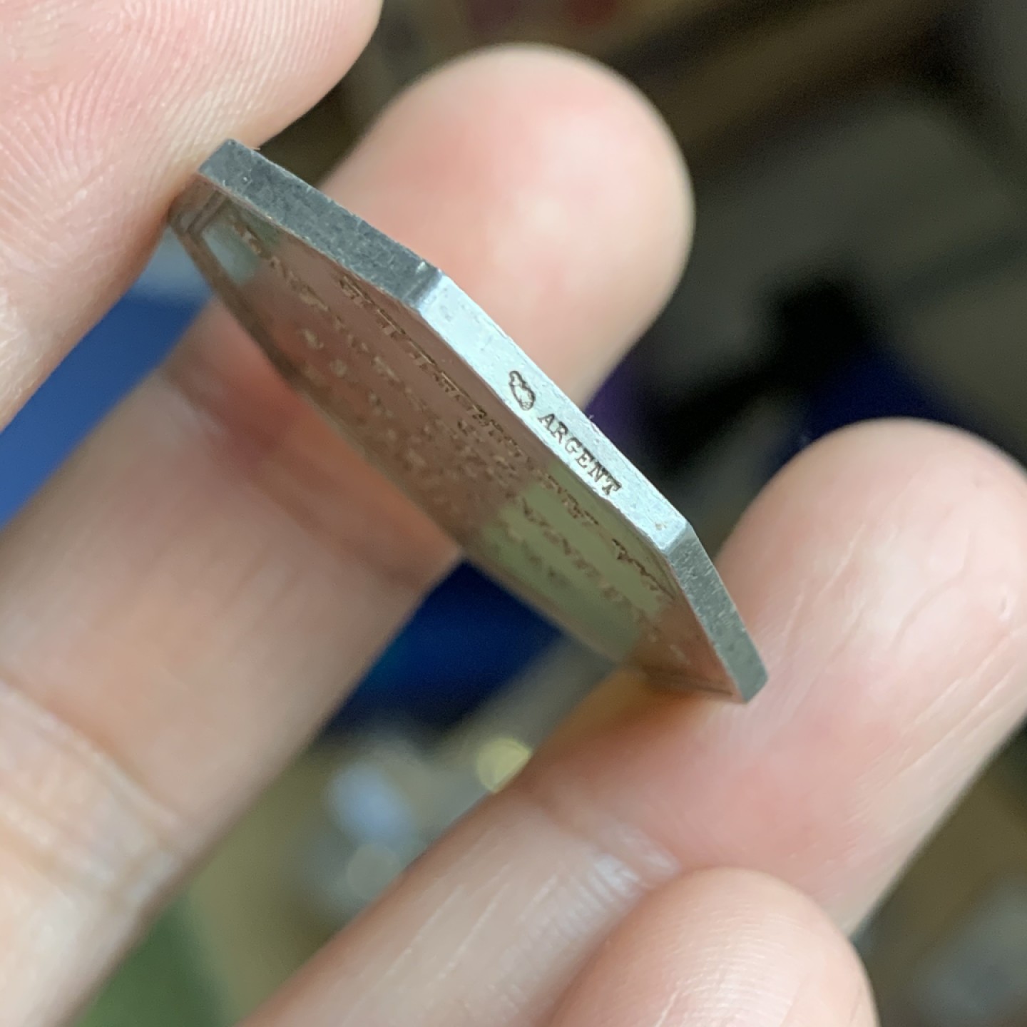 《竞宝斋》第43场-本周日，周一2场连拍（全场顺丰包邮） 法国 拉罗谢尔区 公证人 八角银质代币 14.2克 33.5mm  丰饶角 银标